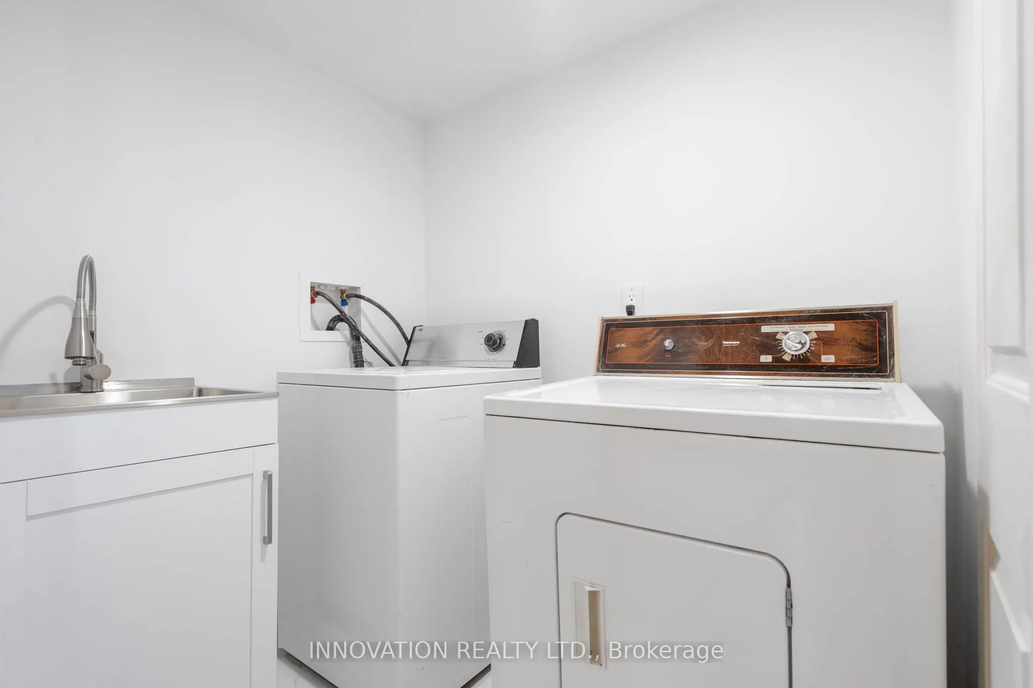 1263 Maitland Avenue, #lower level