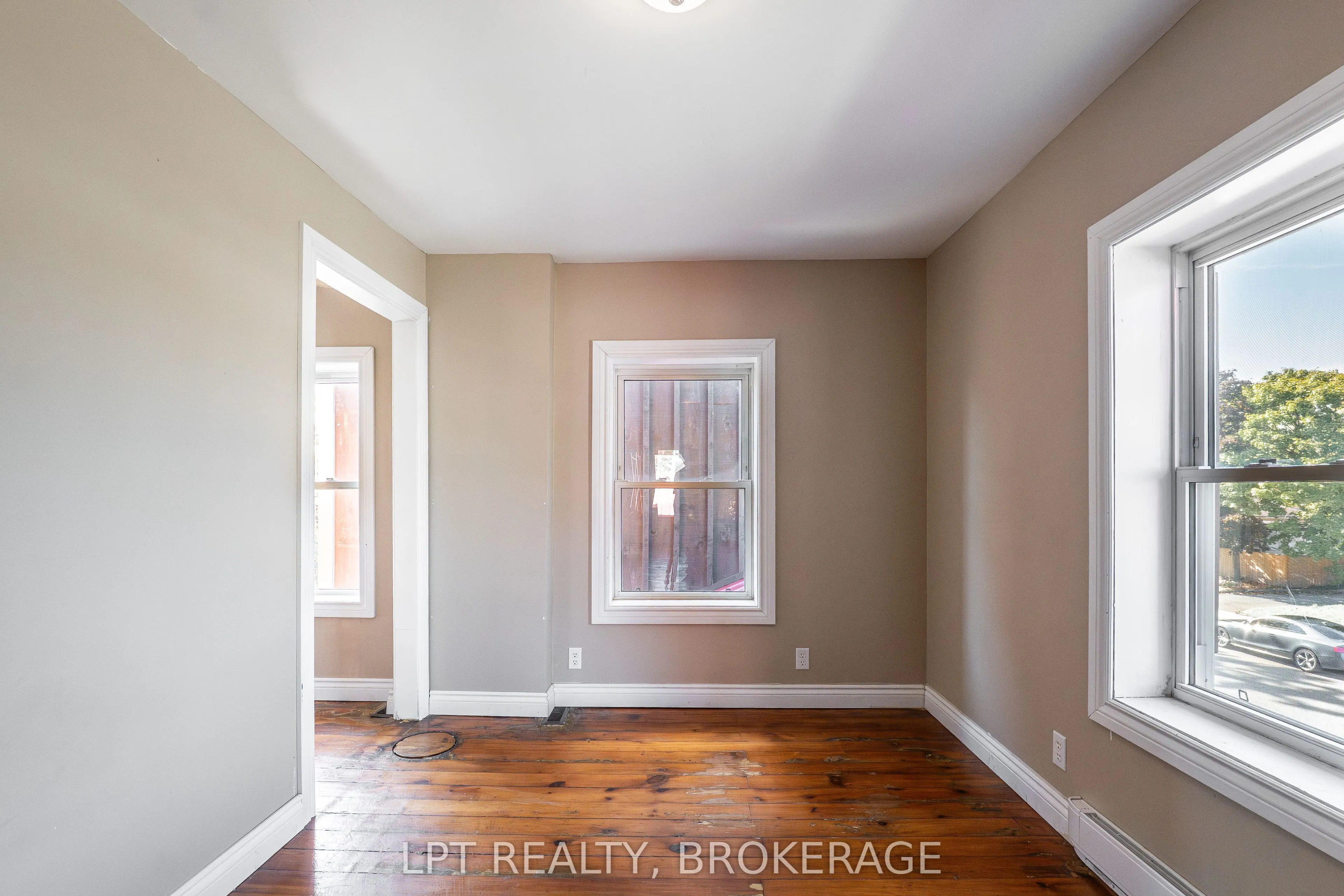 277 Brock Street