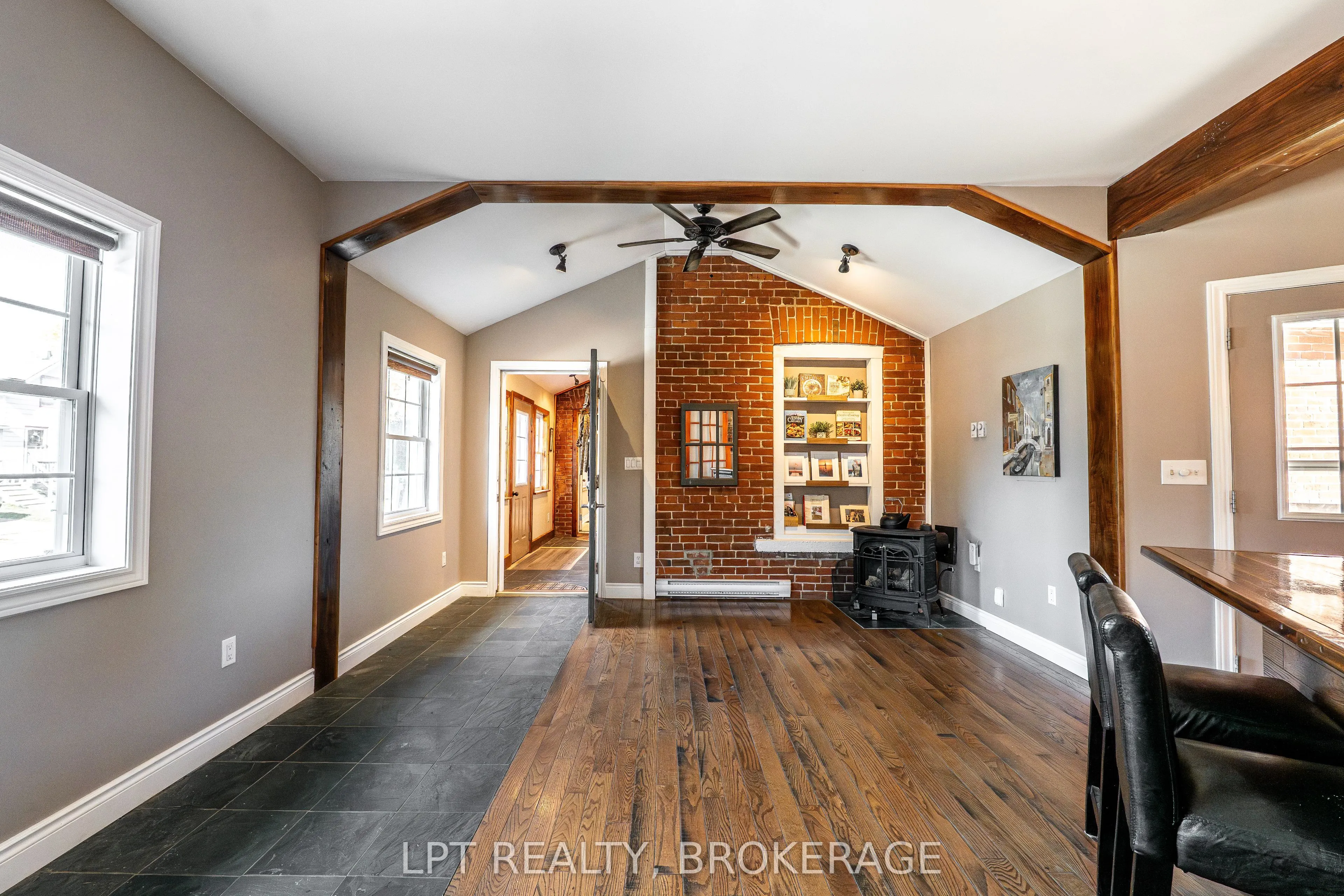 277 Brock Street