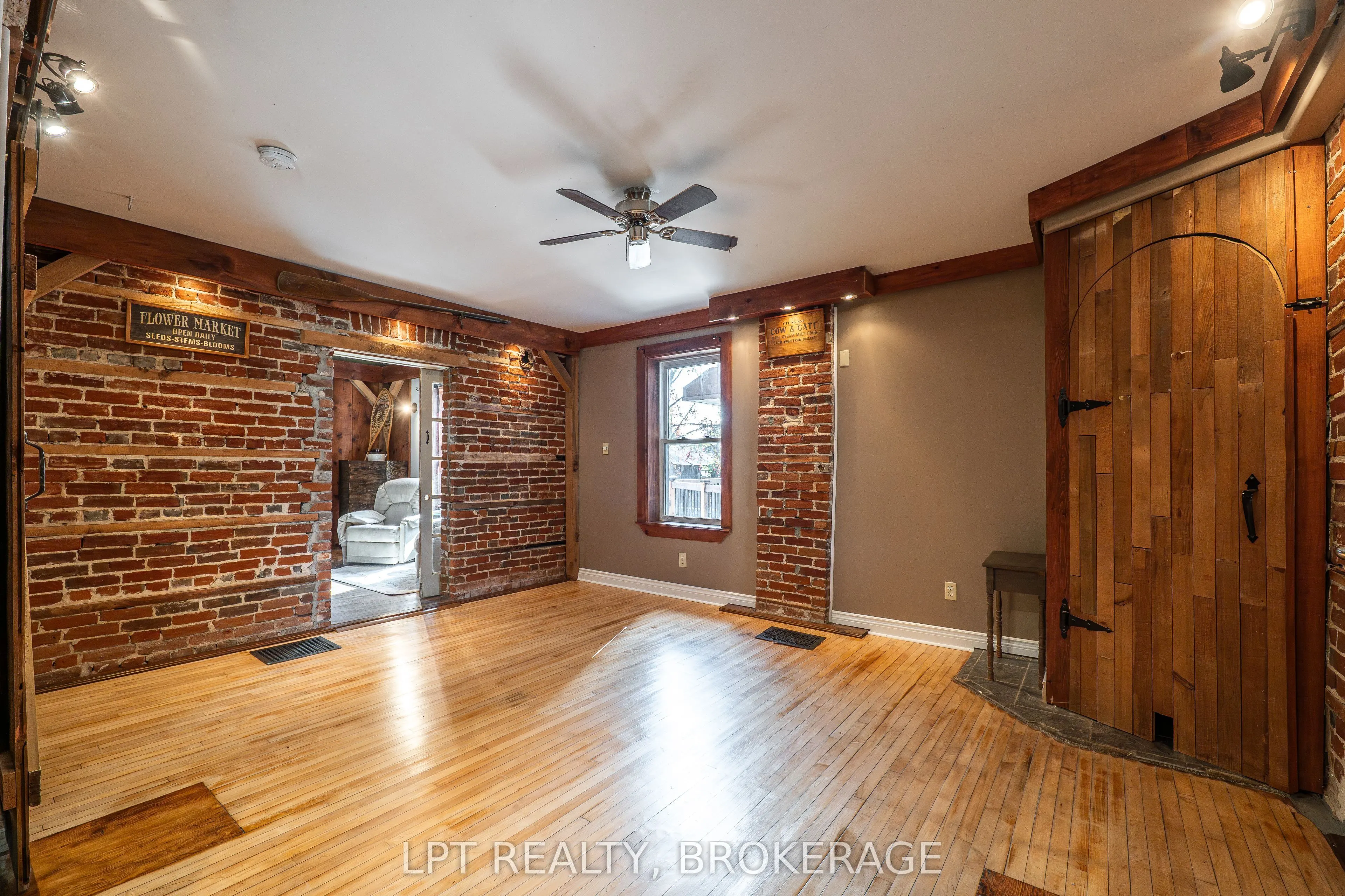 277 Brock Street