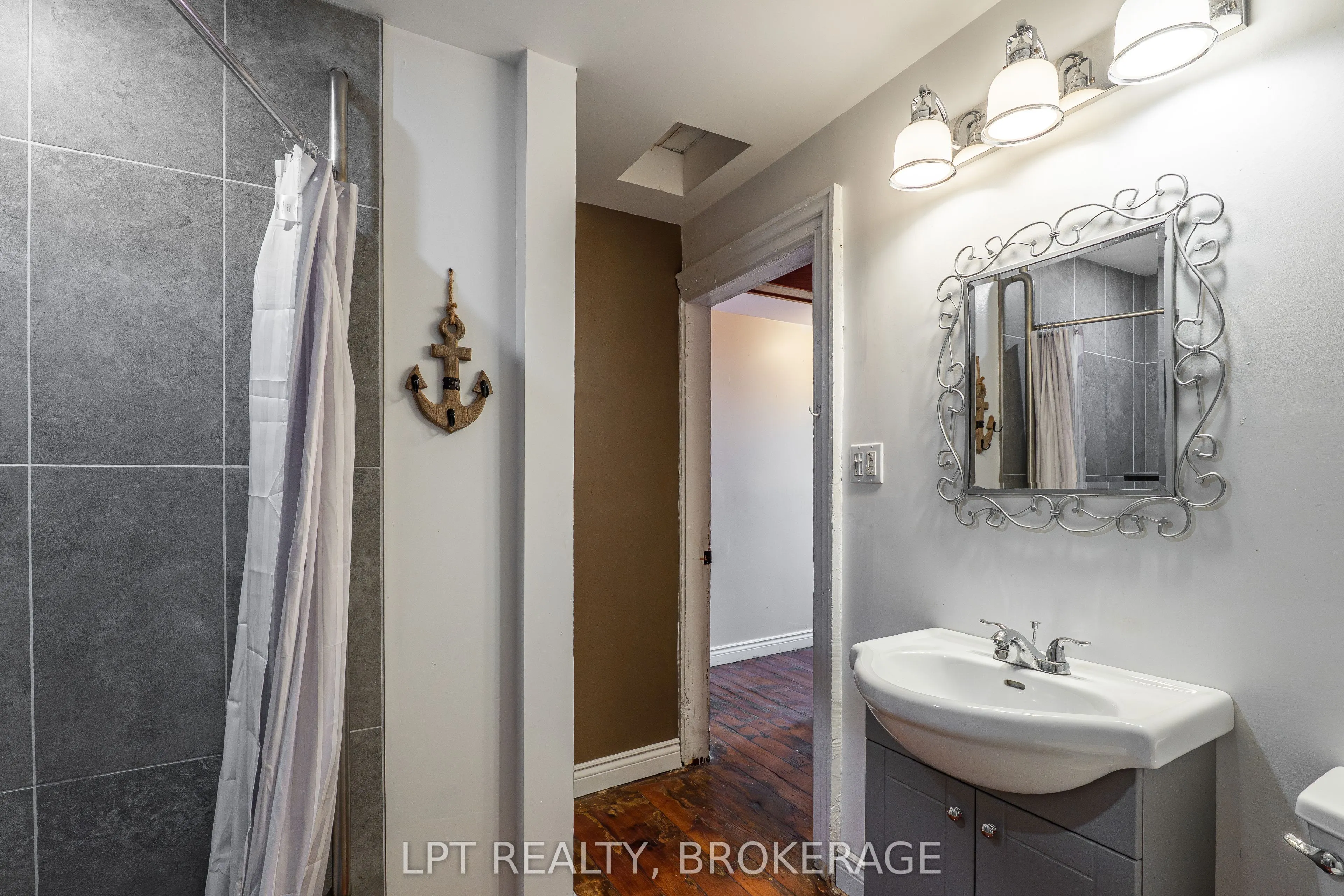 277 Brock Street