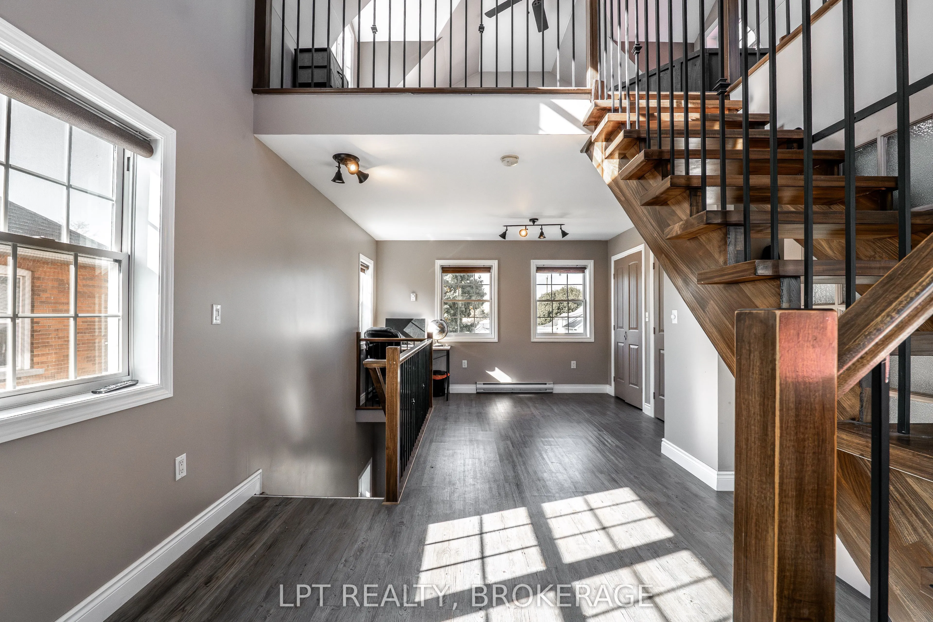 277 Brock Street