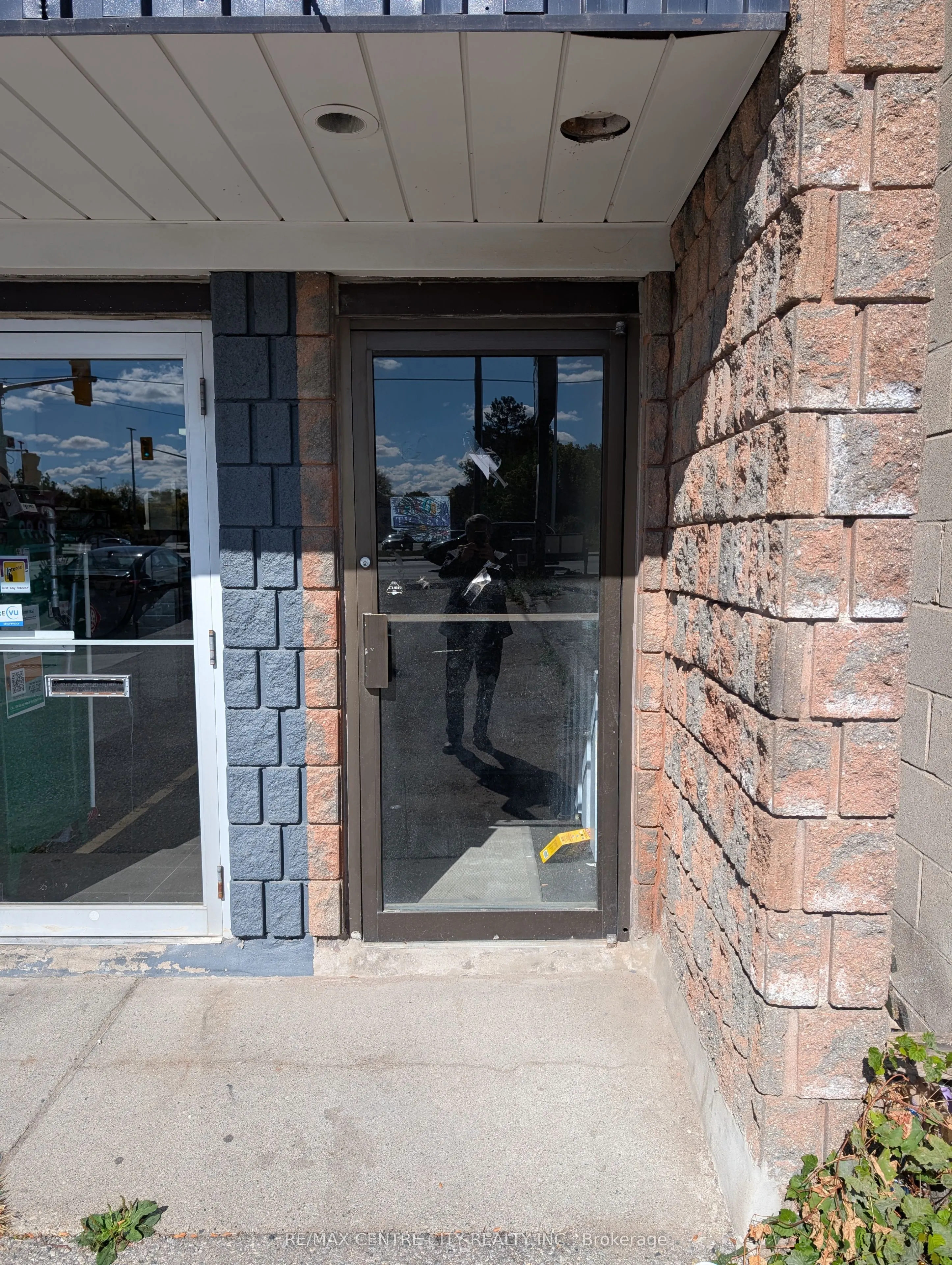 1544 Dundas Street, #Lower level