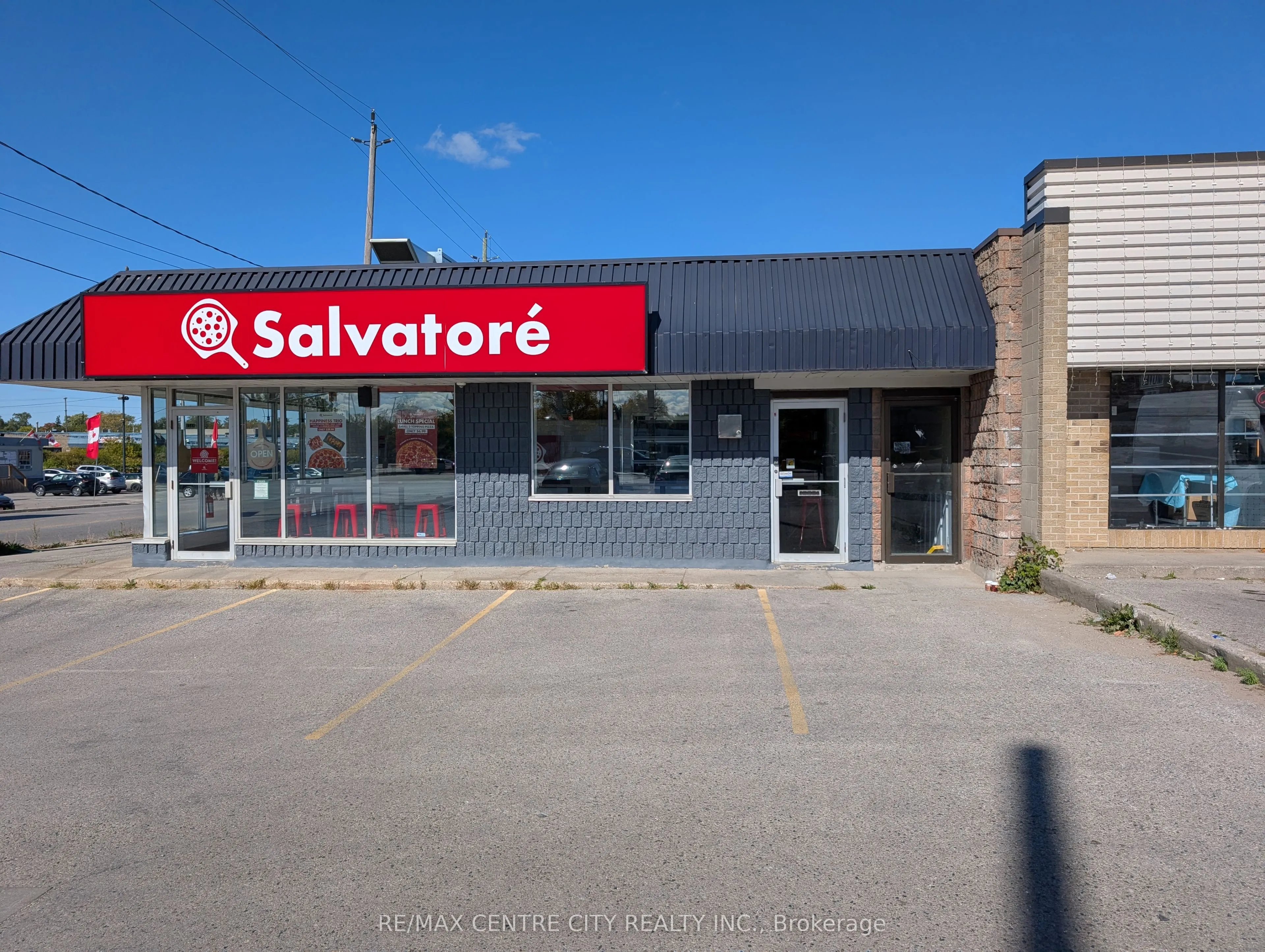 1544 Dundas Street, #Lower level