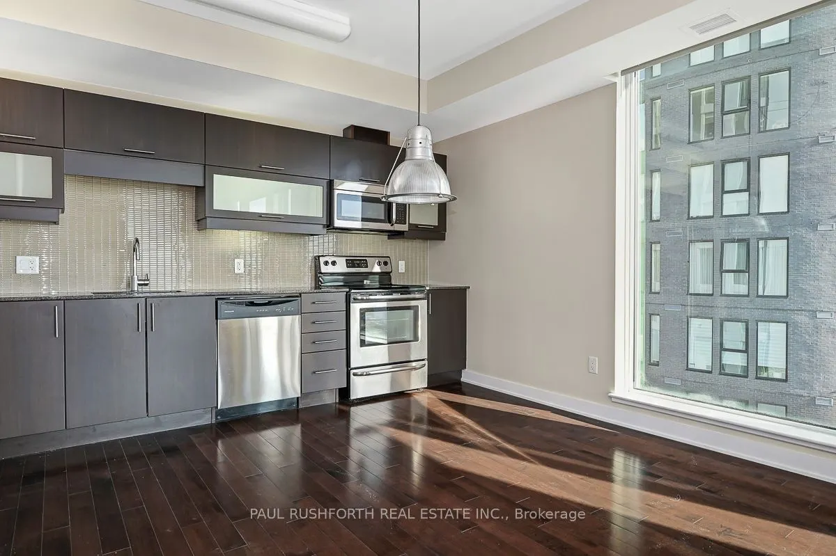 179 Metcalfe Street, #1406