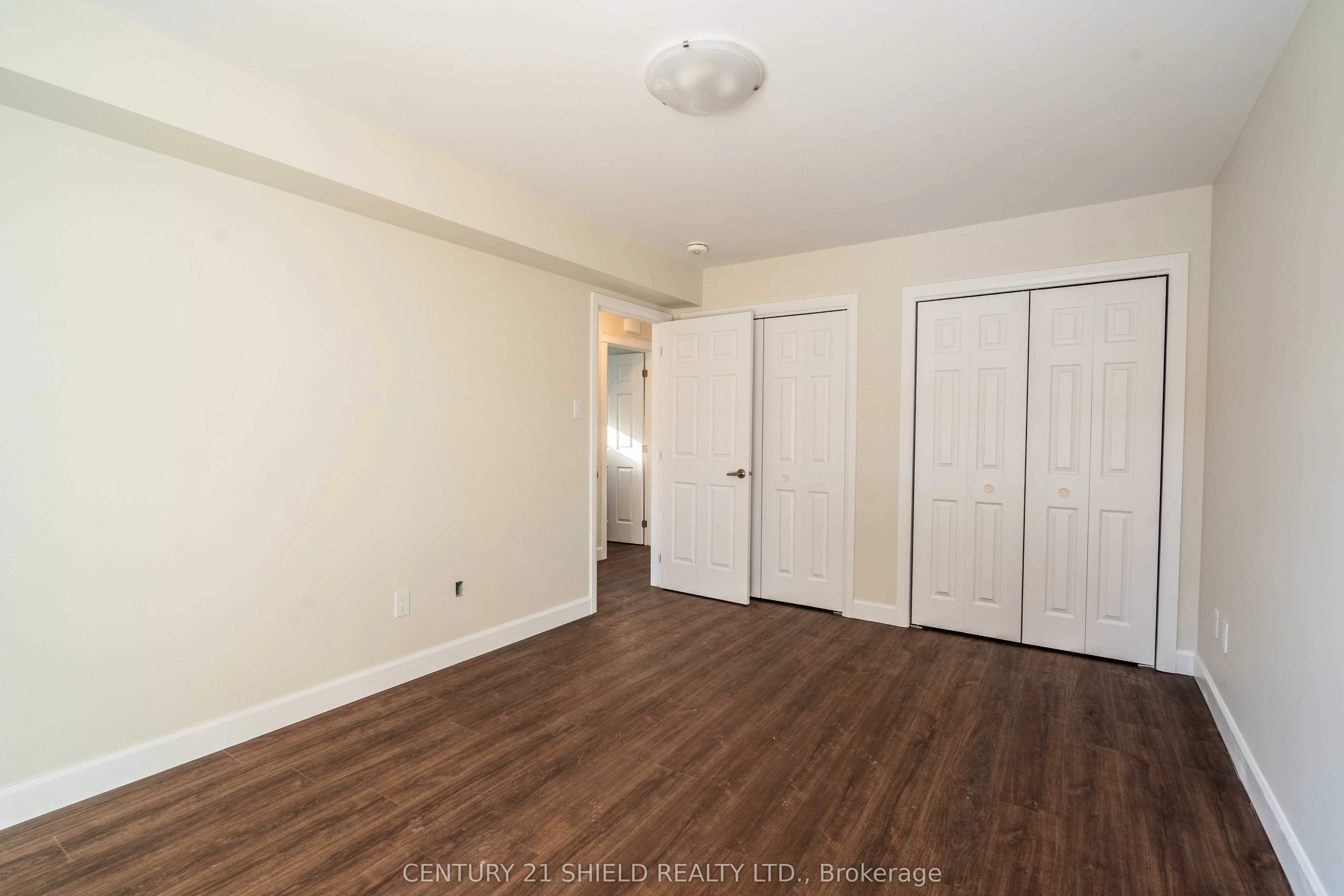 301 Kooiman Avenue