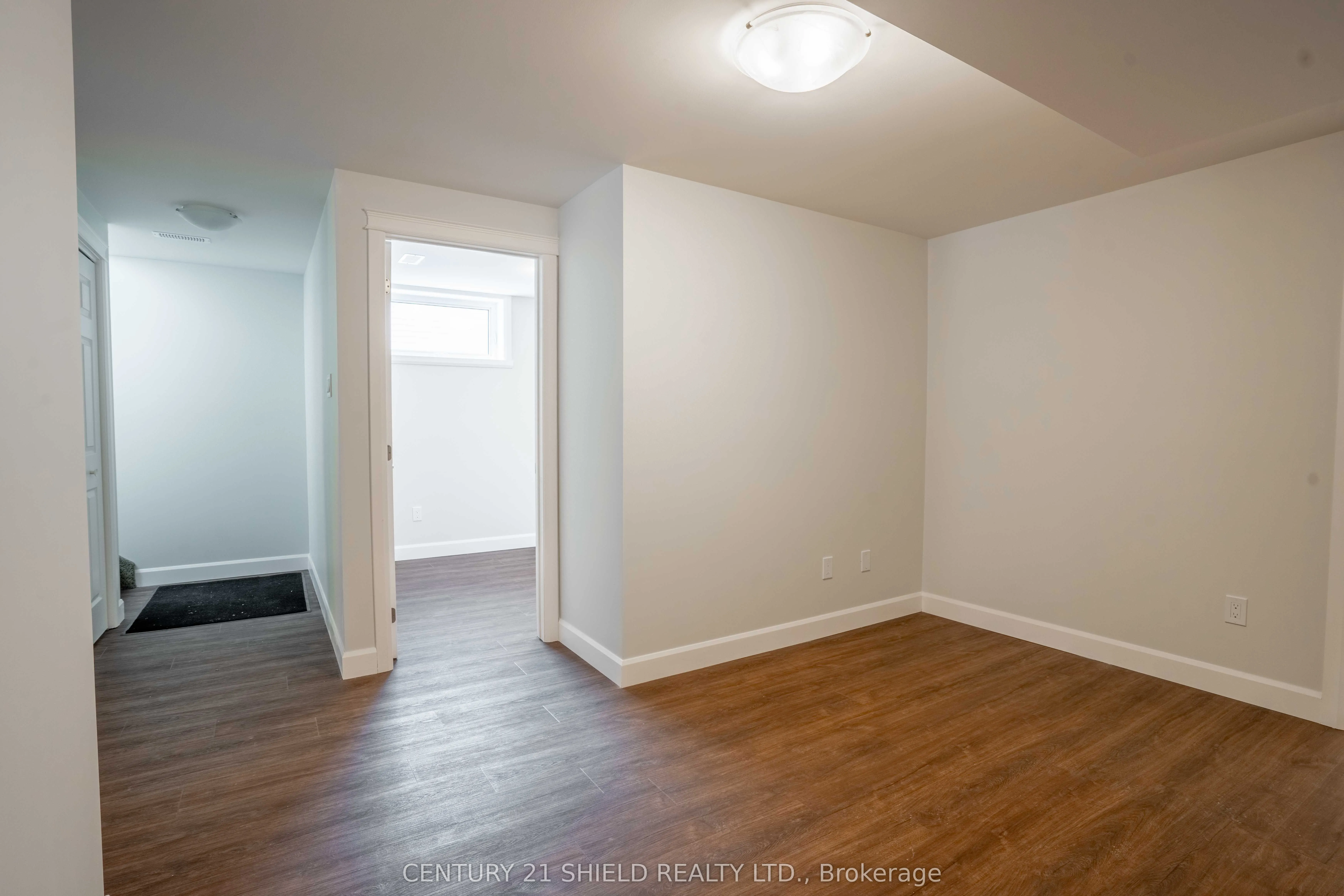 301 Kooiman Avenue