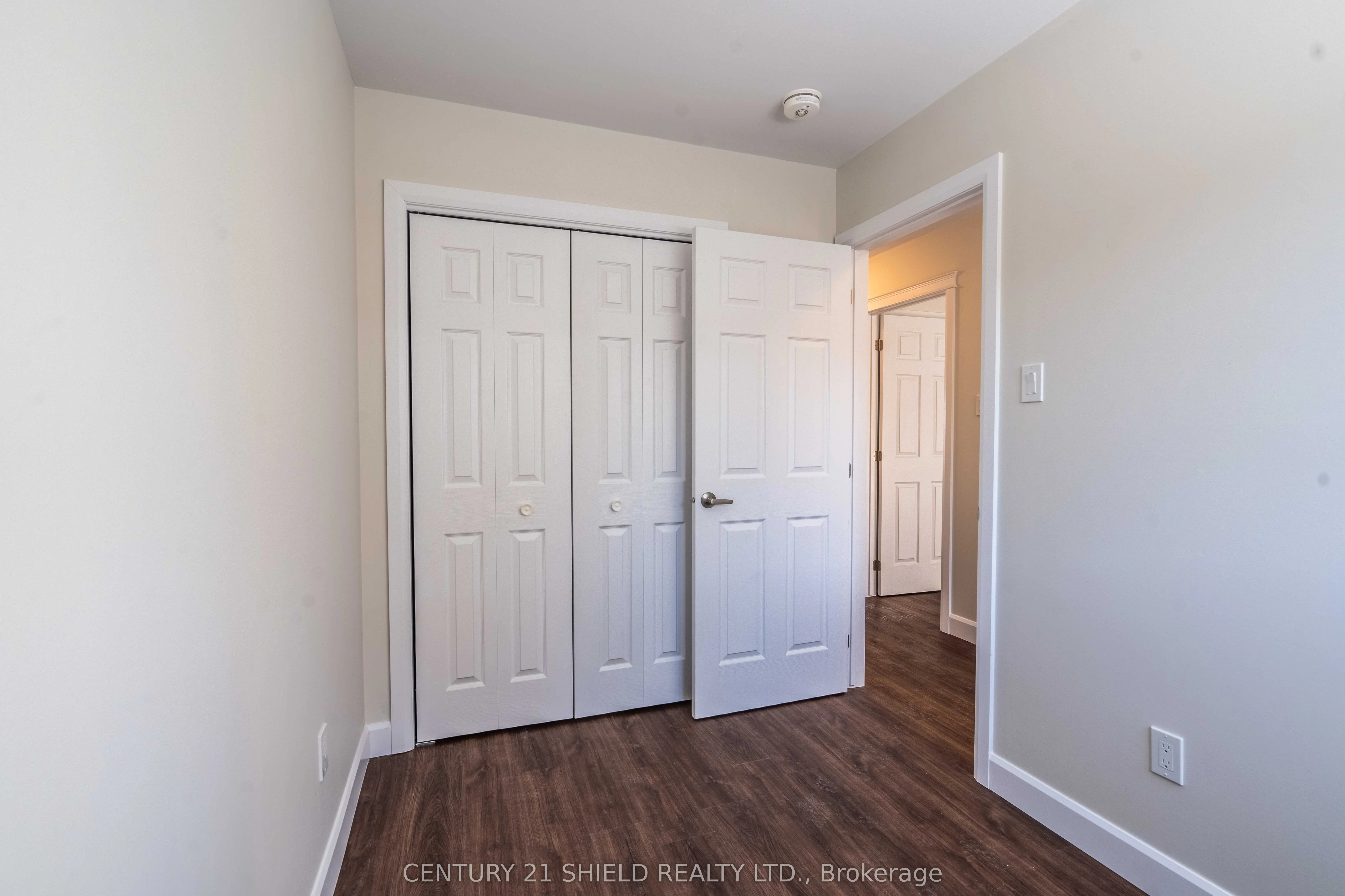 301 Kooiman Avenue