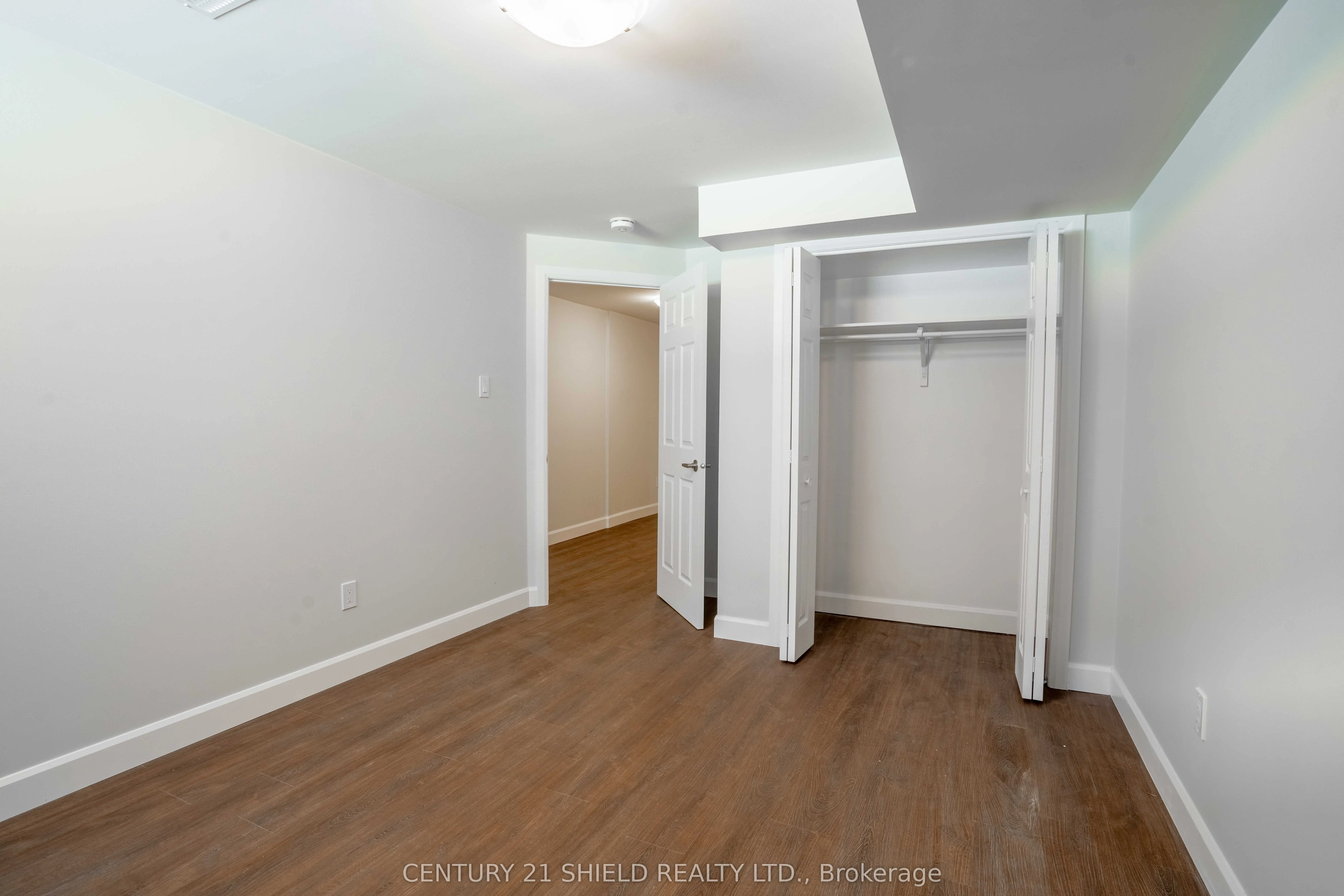 301 Kooiman Avenue
