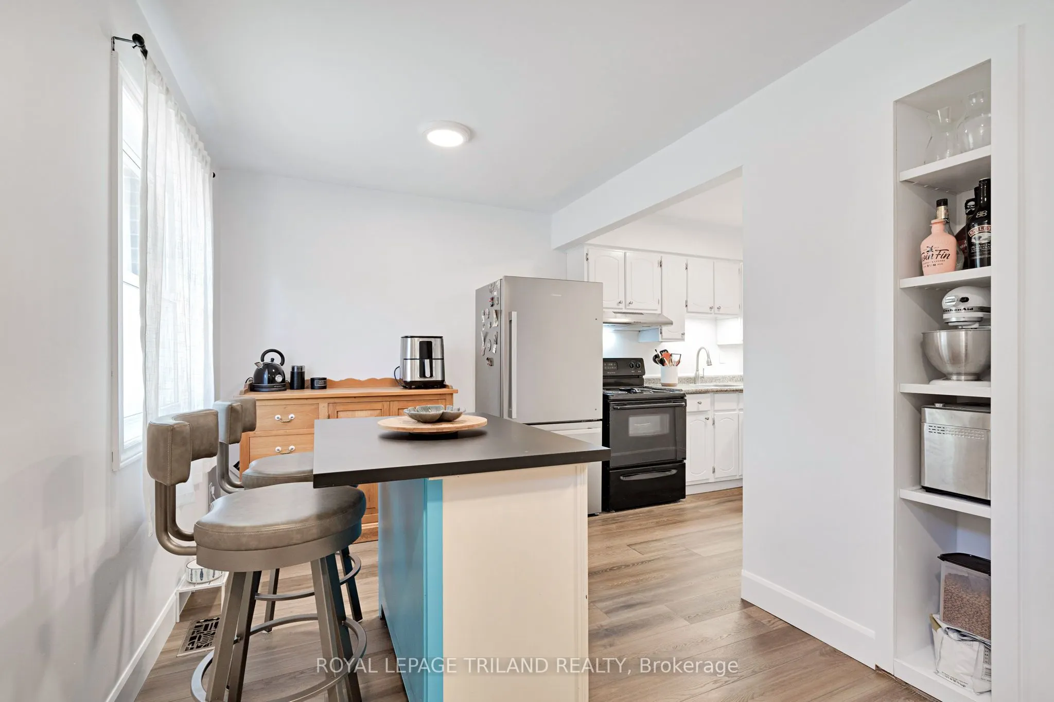 411 Wilkins Street, #1