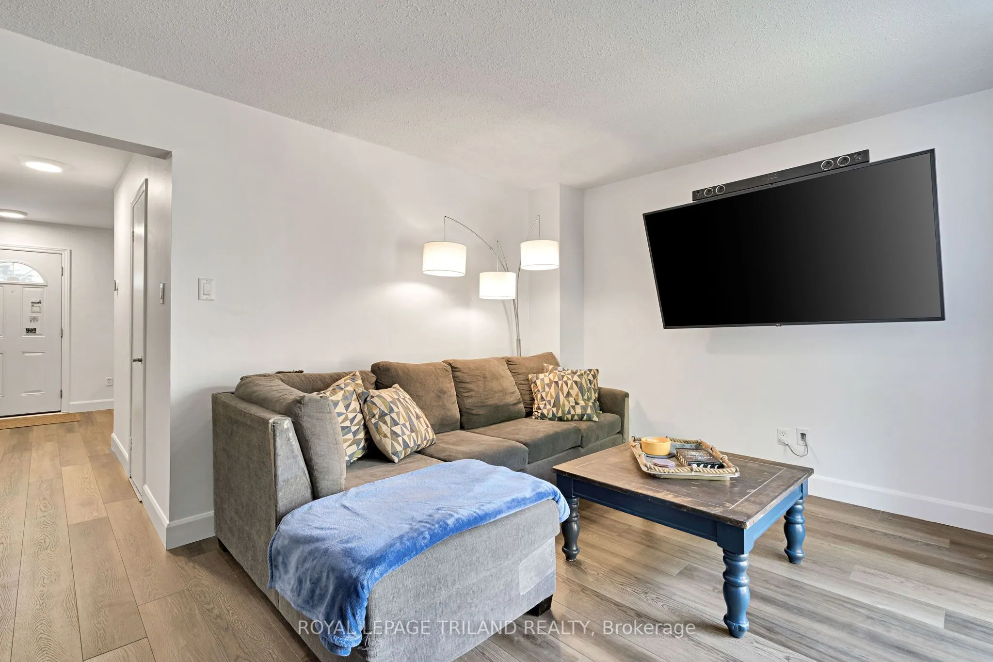 411 Wilkins Street, #1