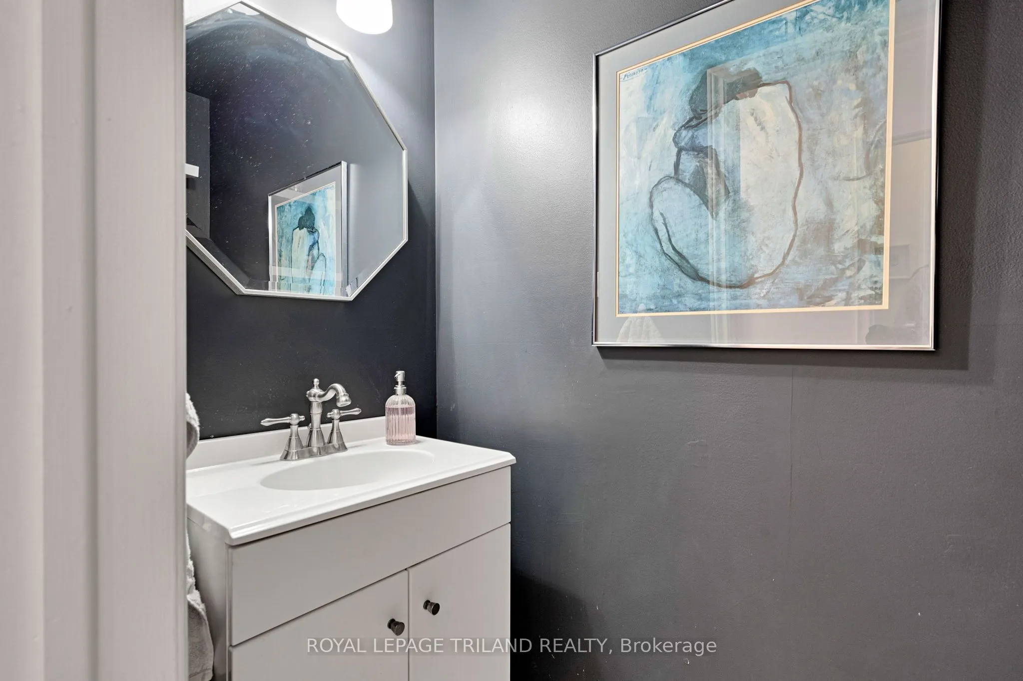 411 Wilkins Street, #1