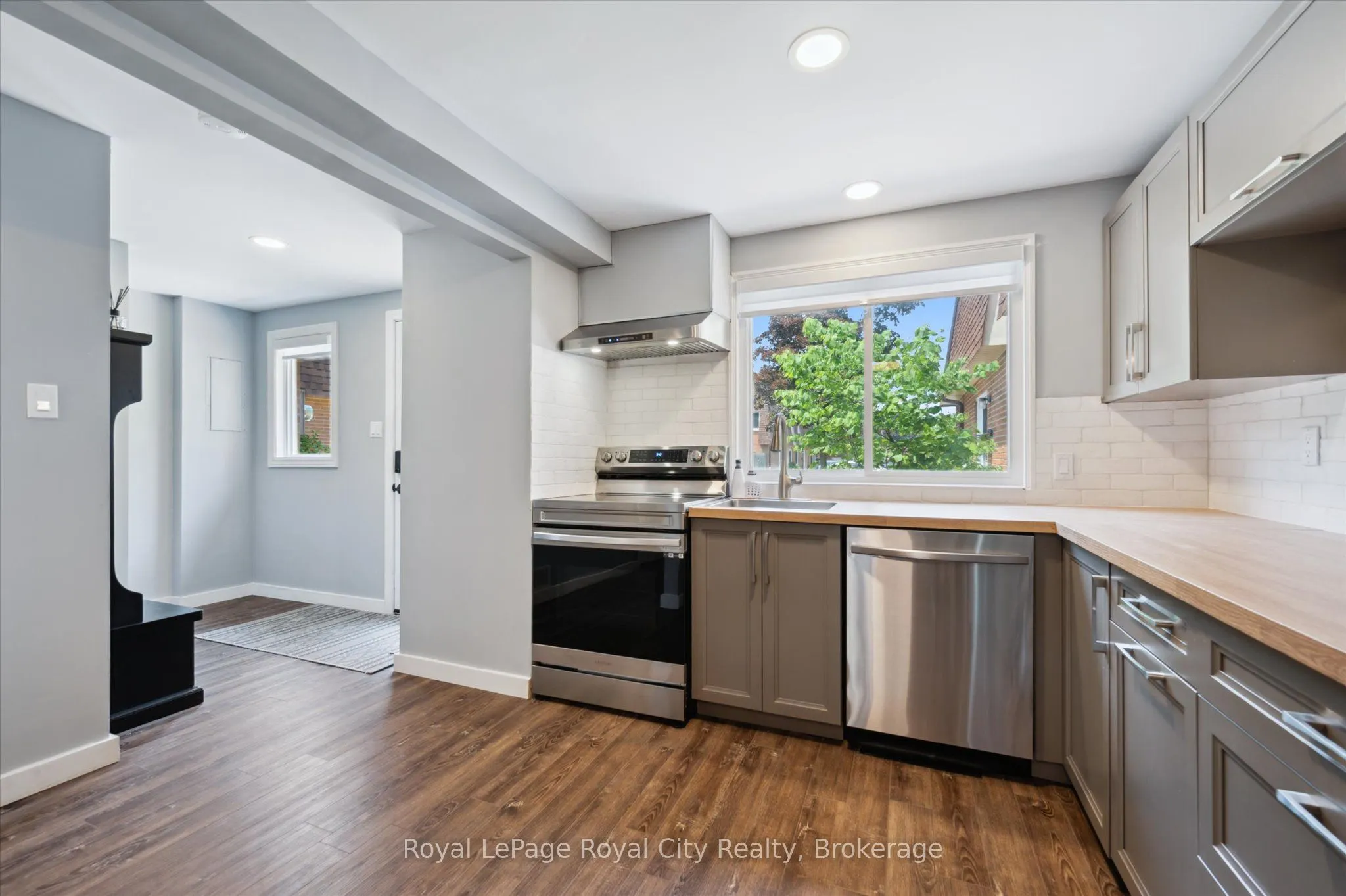 120 Country Club Drive, #16