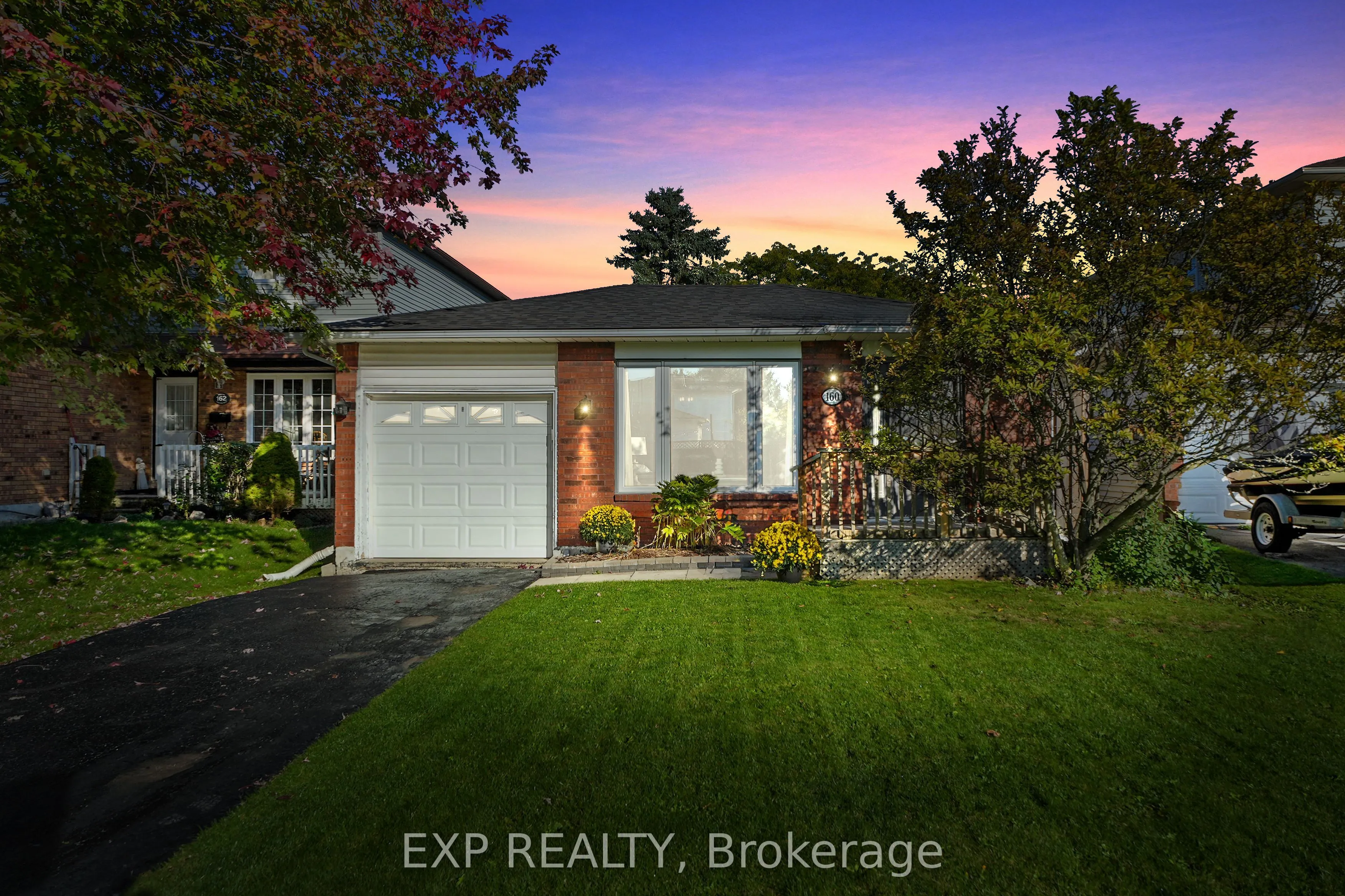 160 Peacock Boulevard