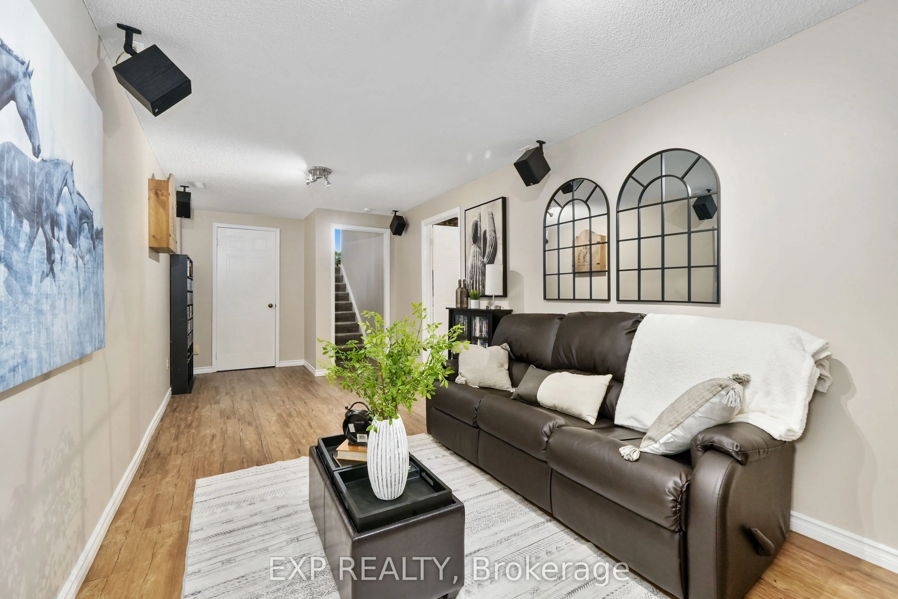 160 Peacock Boulevard