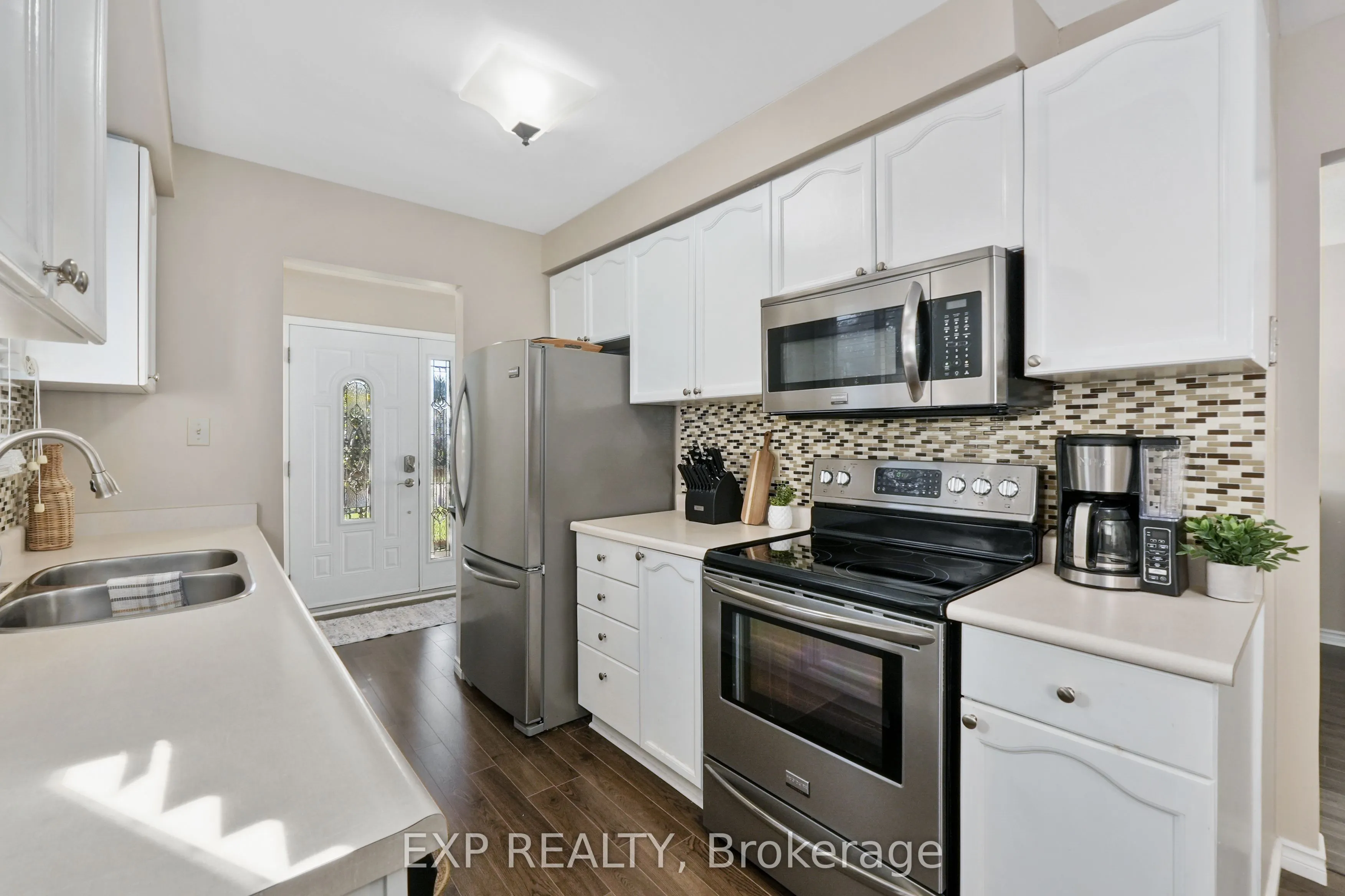 160 Peacock Boulevard