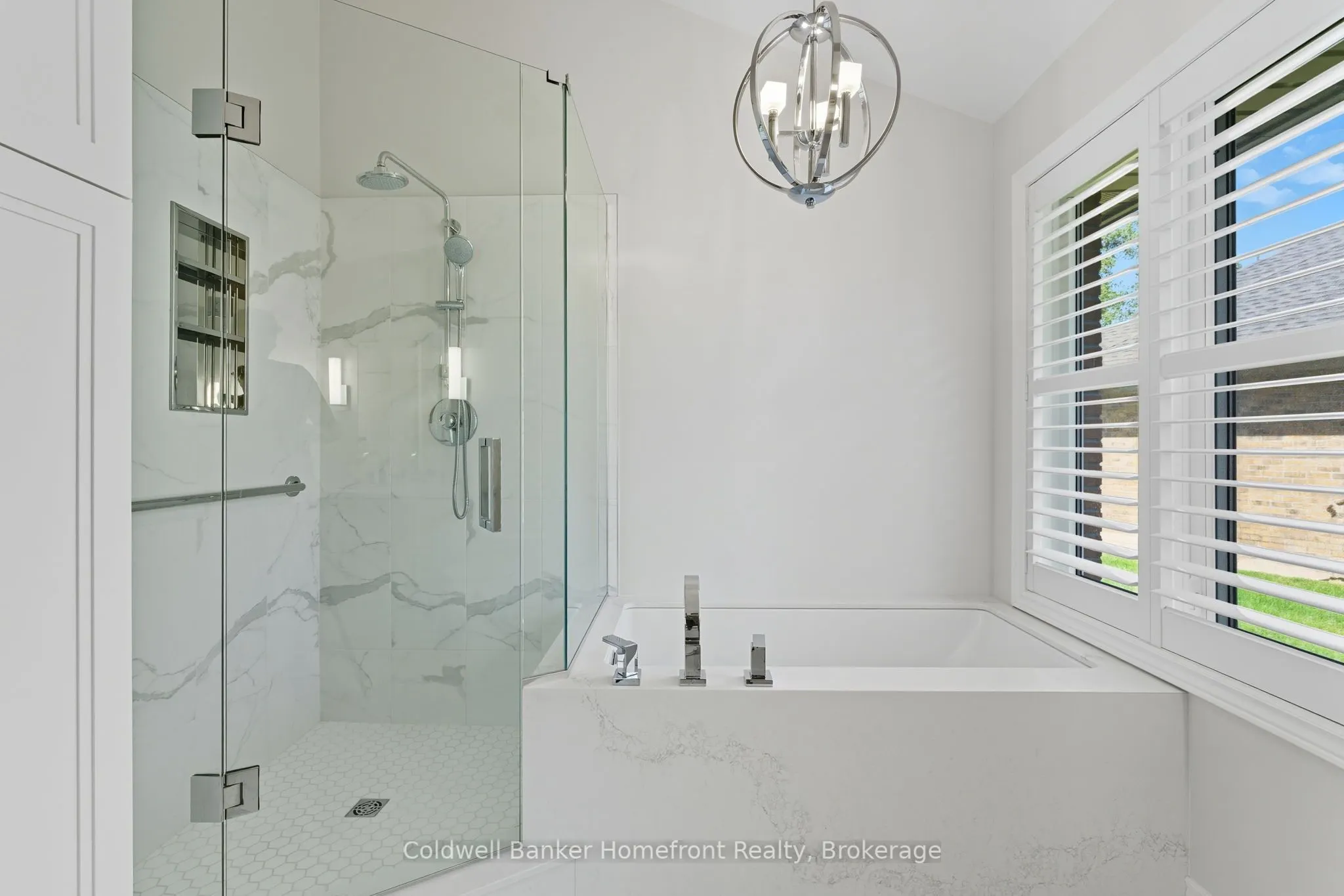 422 Powerline Road, #34