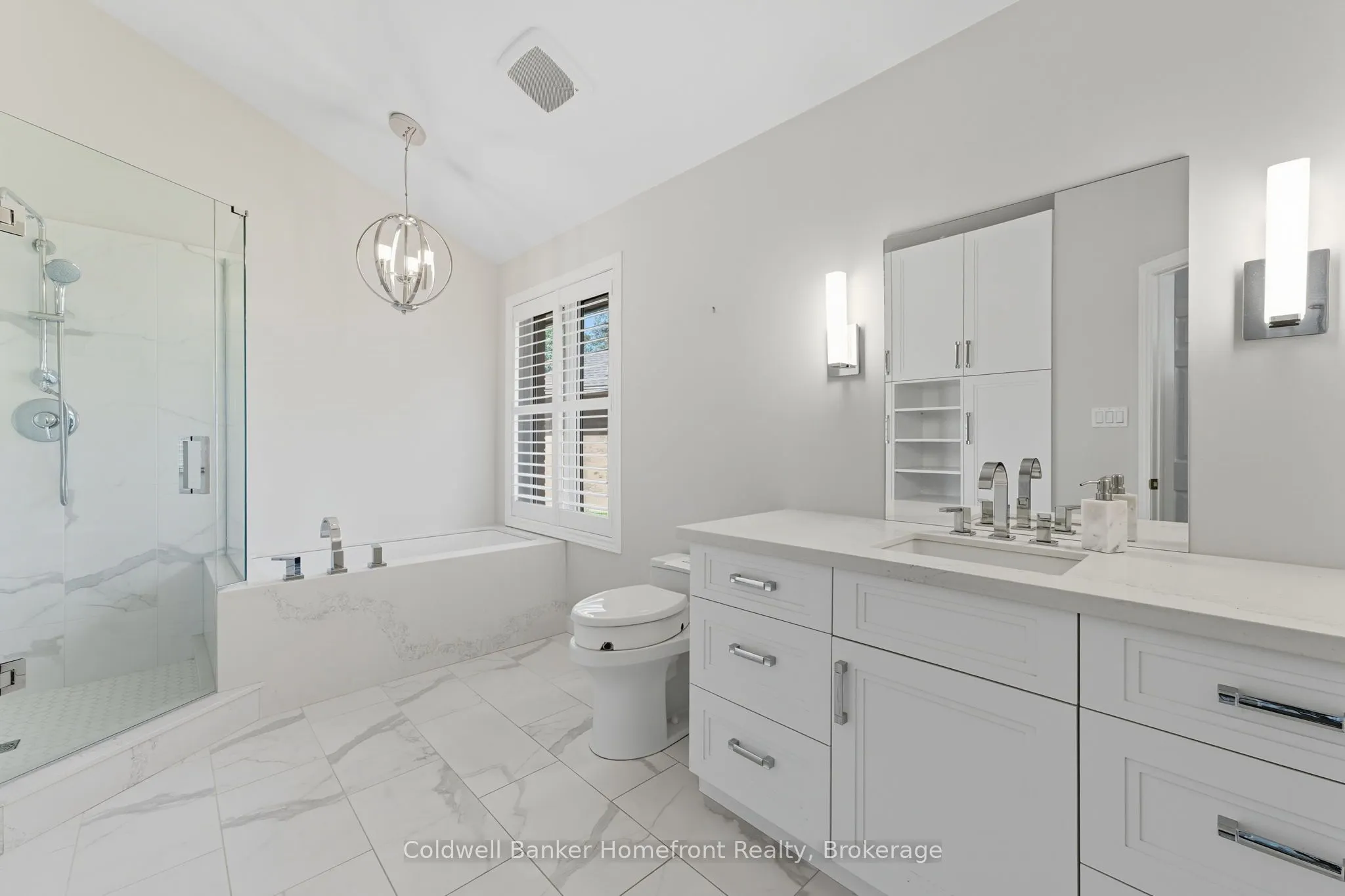 422 Powerline Road, #34
