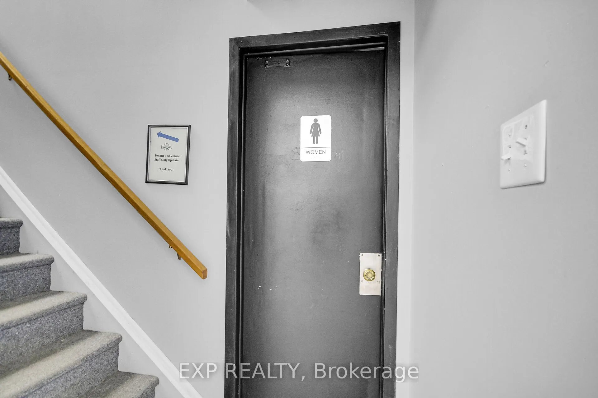 12 Maple Avenue