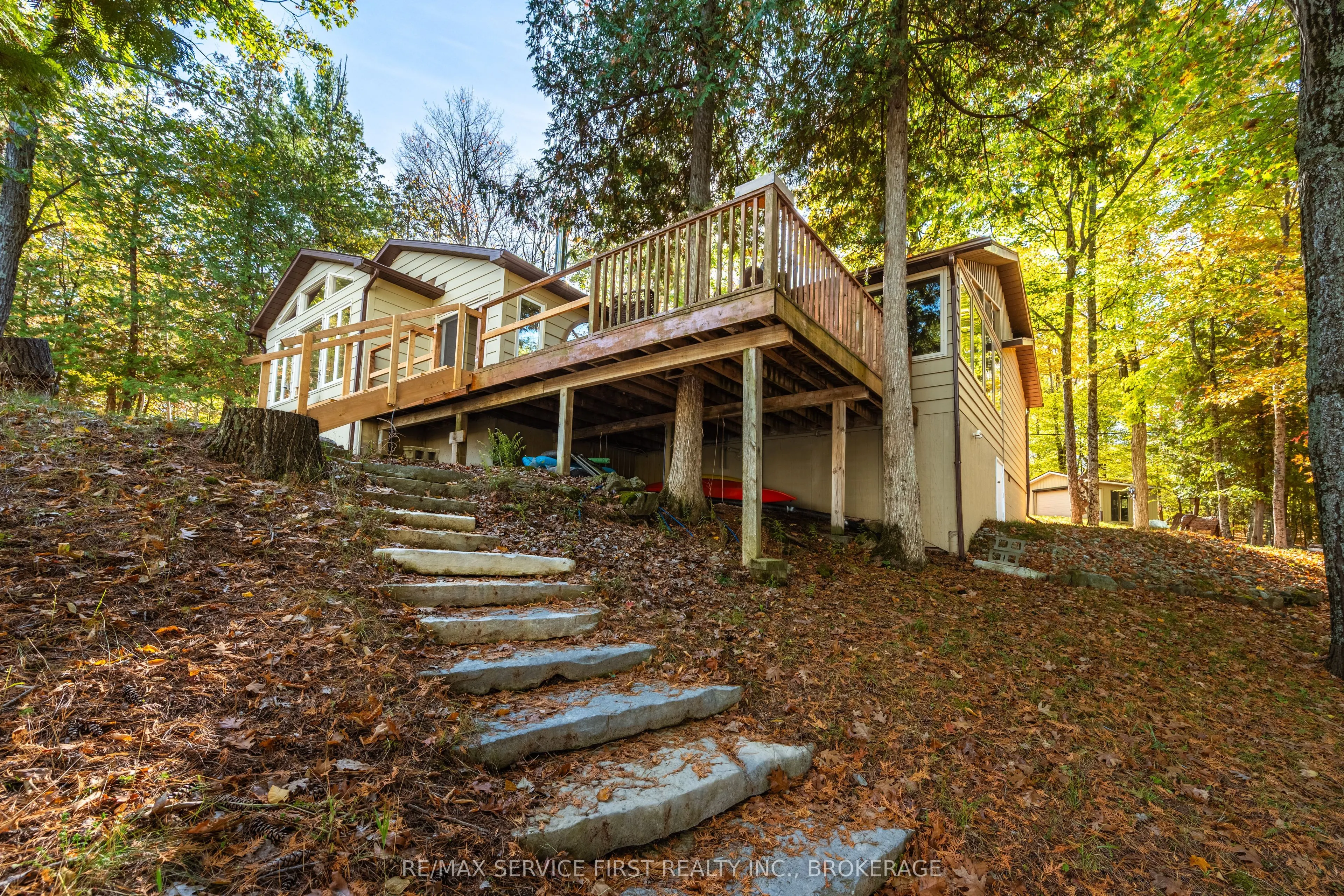 11 Lawton Lane