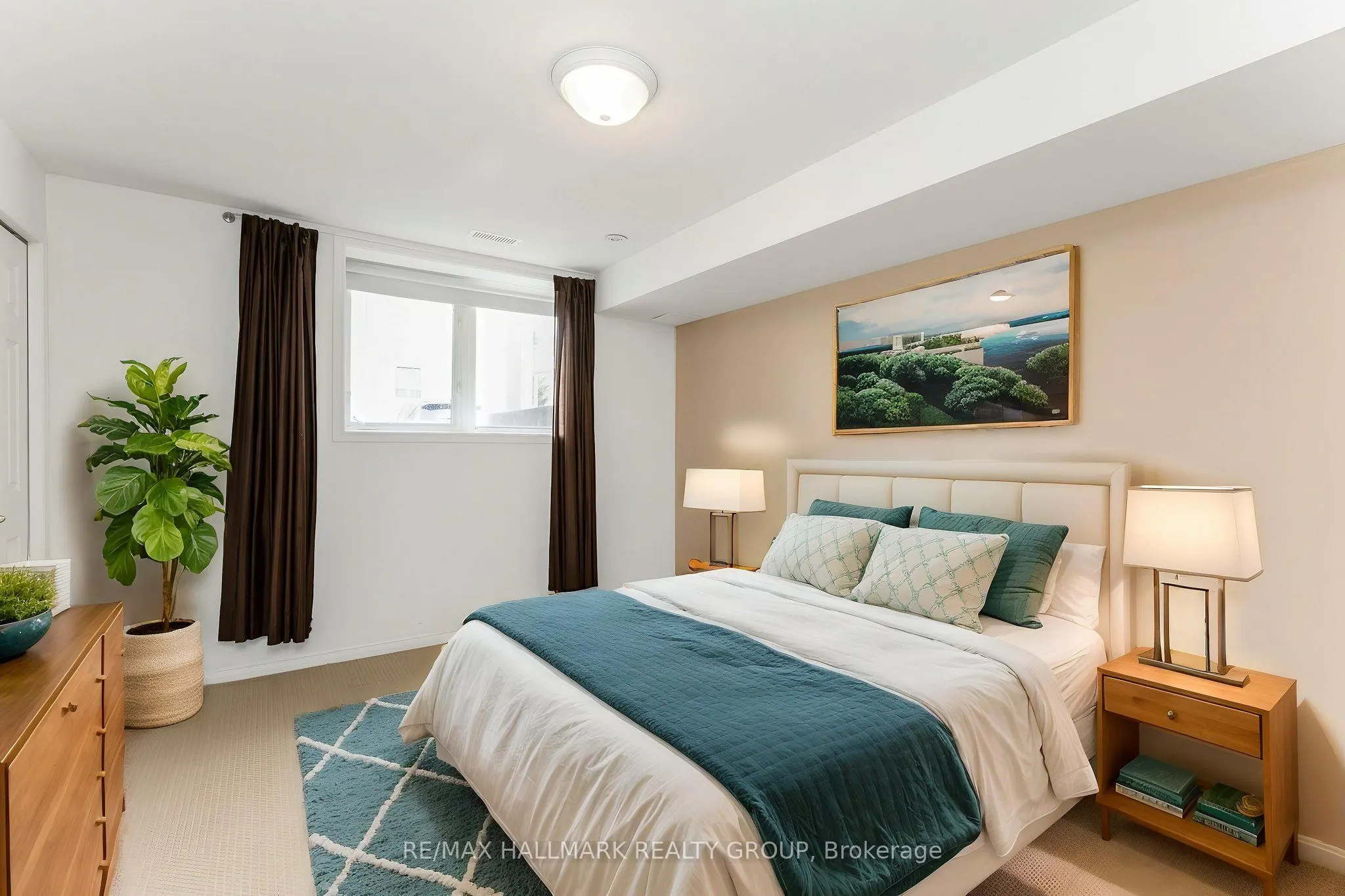 896 Longfields Drive, #5