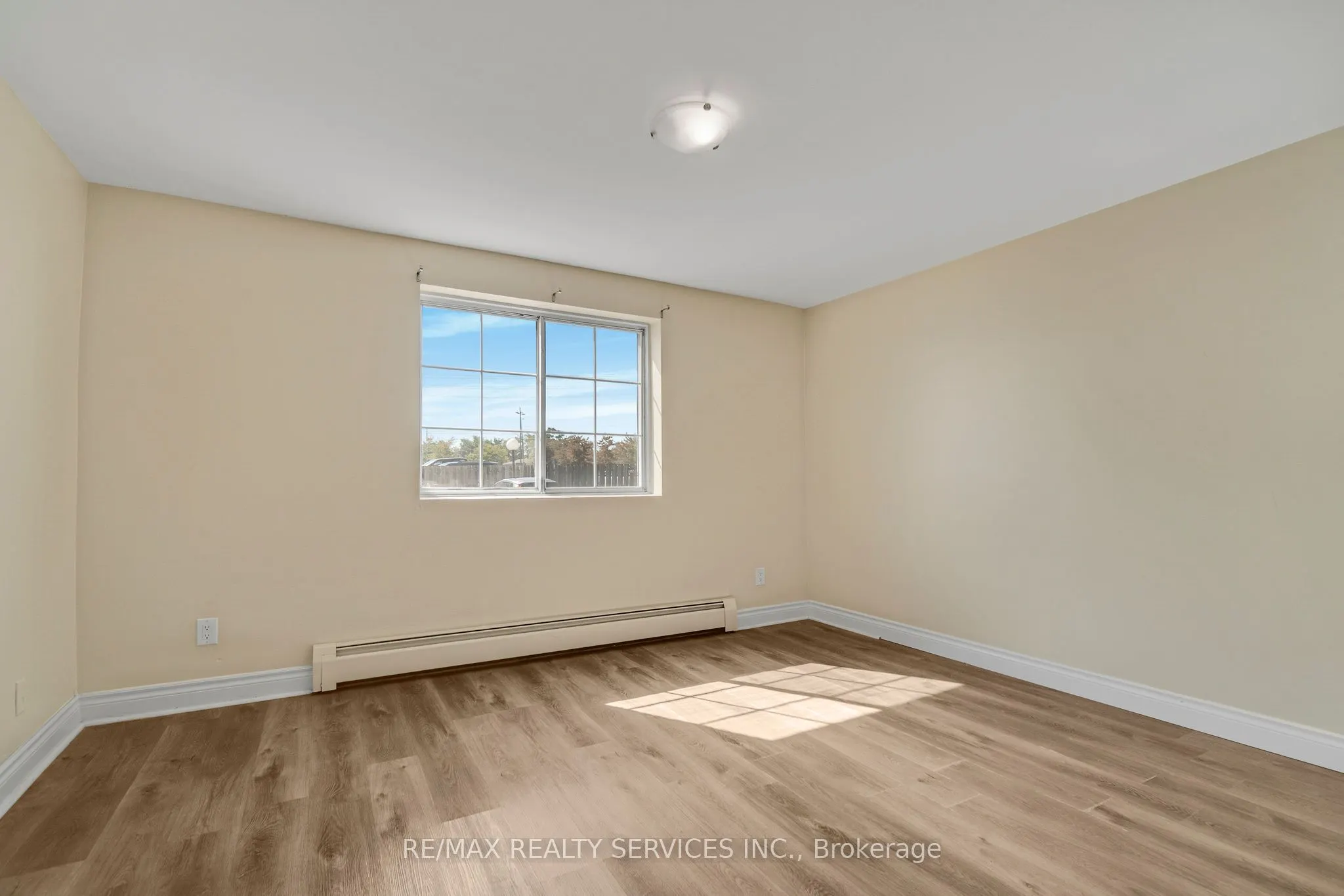 4218 Portage Road, #103