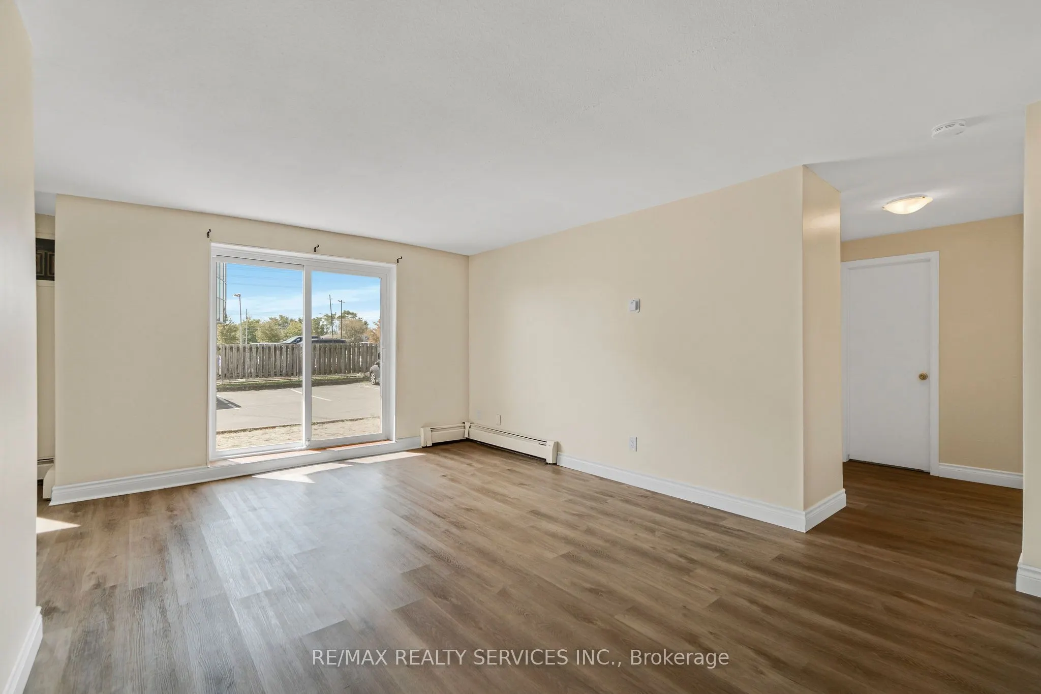 4218 Portage Road, #103