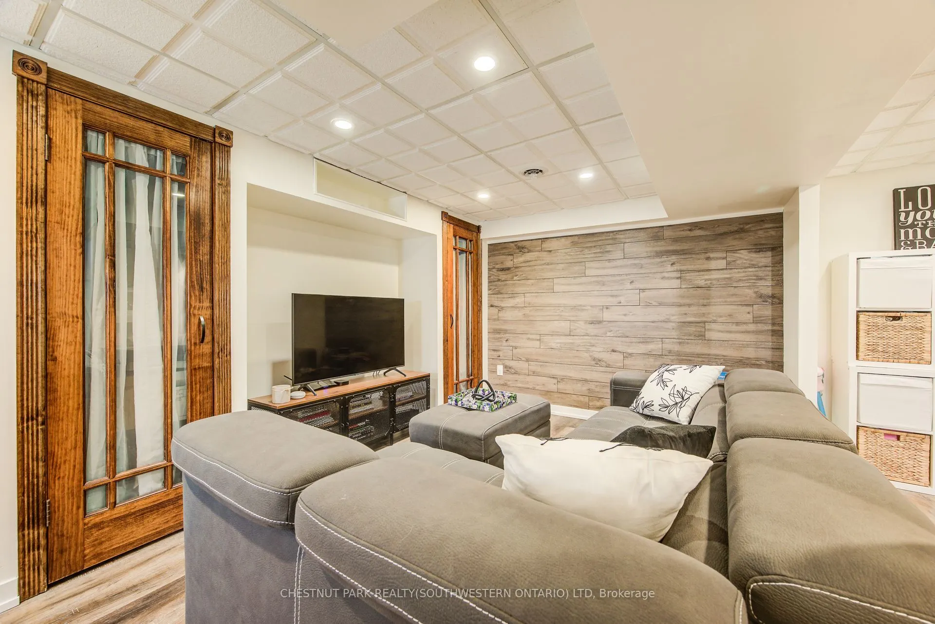 98 Rolling Meadows Drive