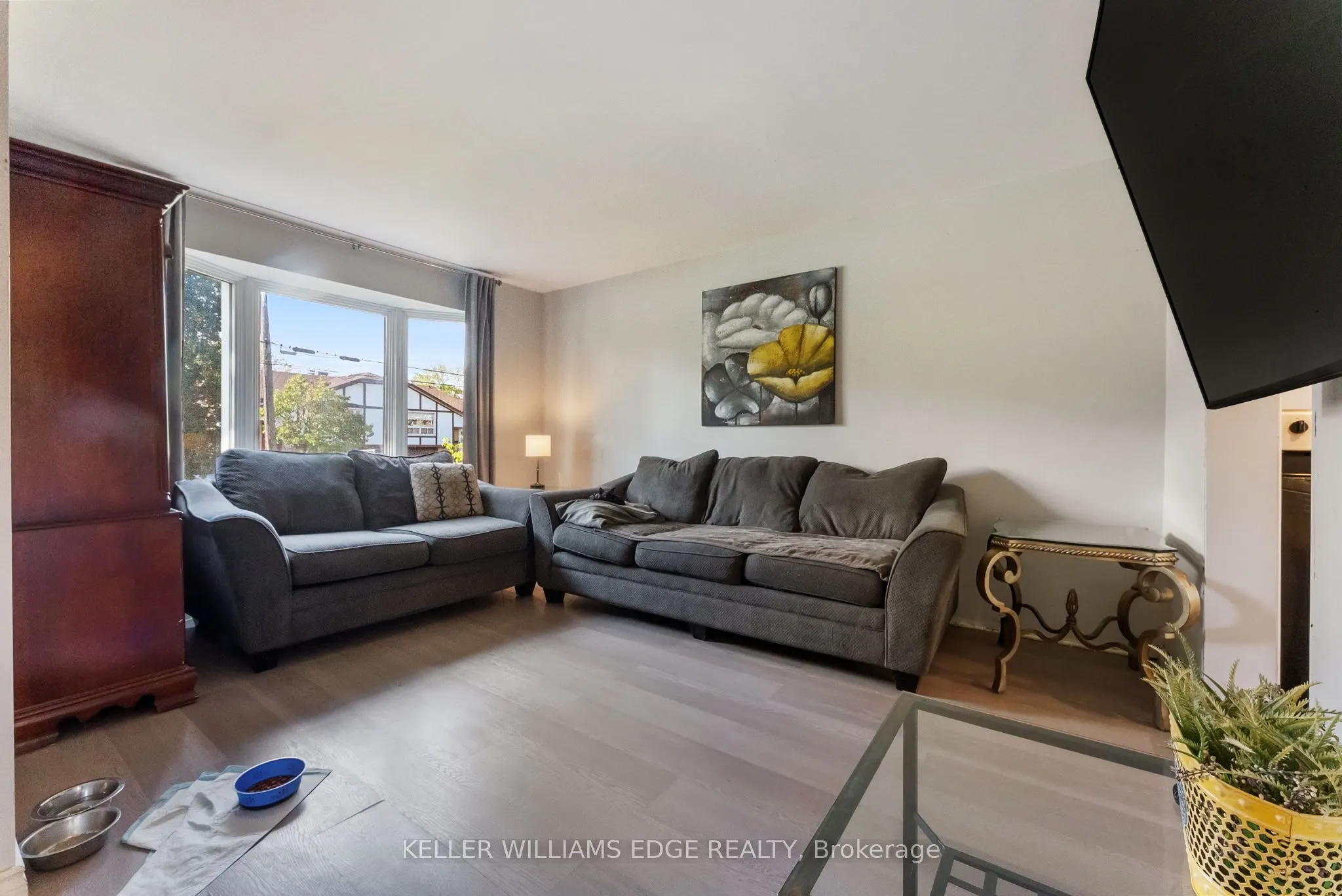 2700 Barton Street E, #7