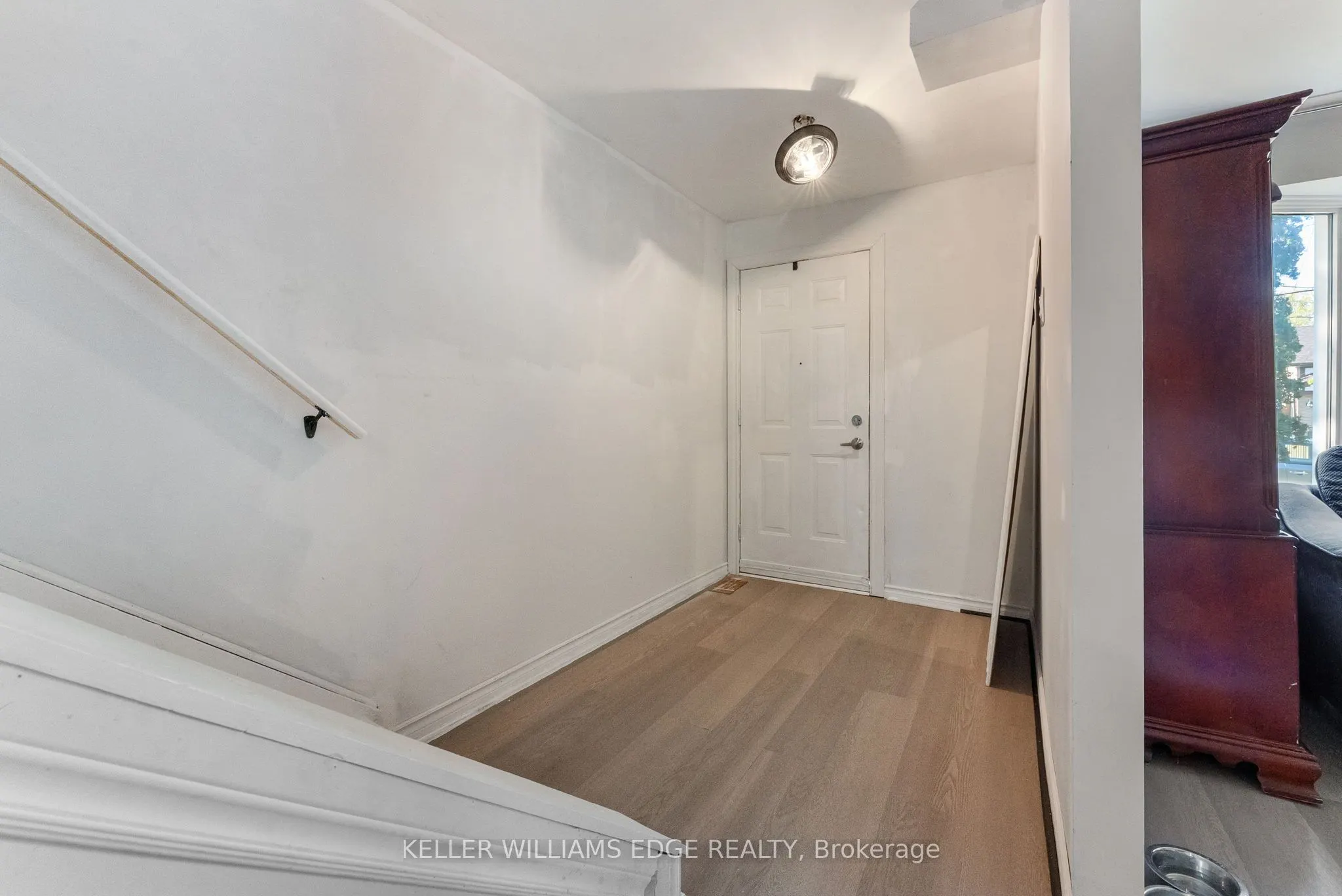 2700 Barton Street E, #7