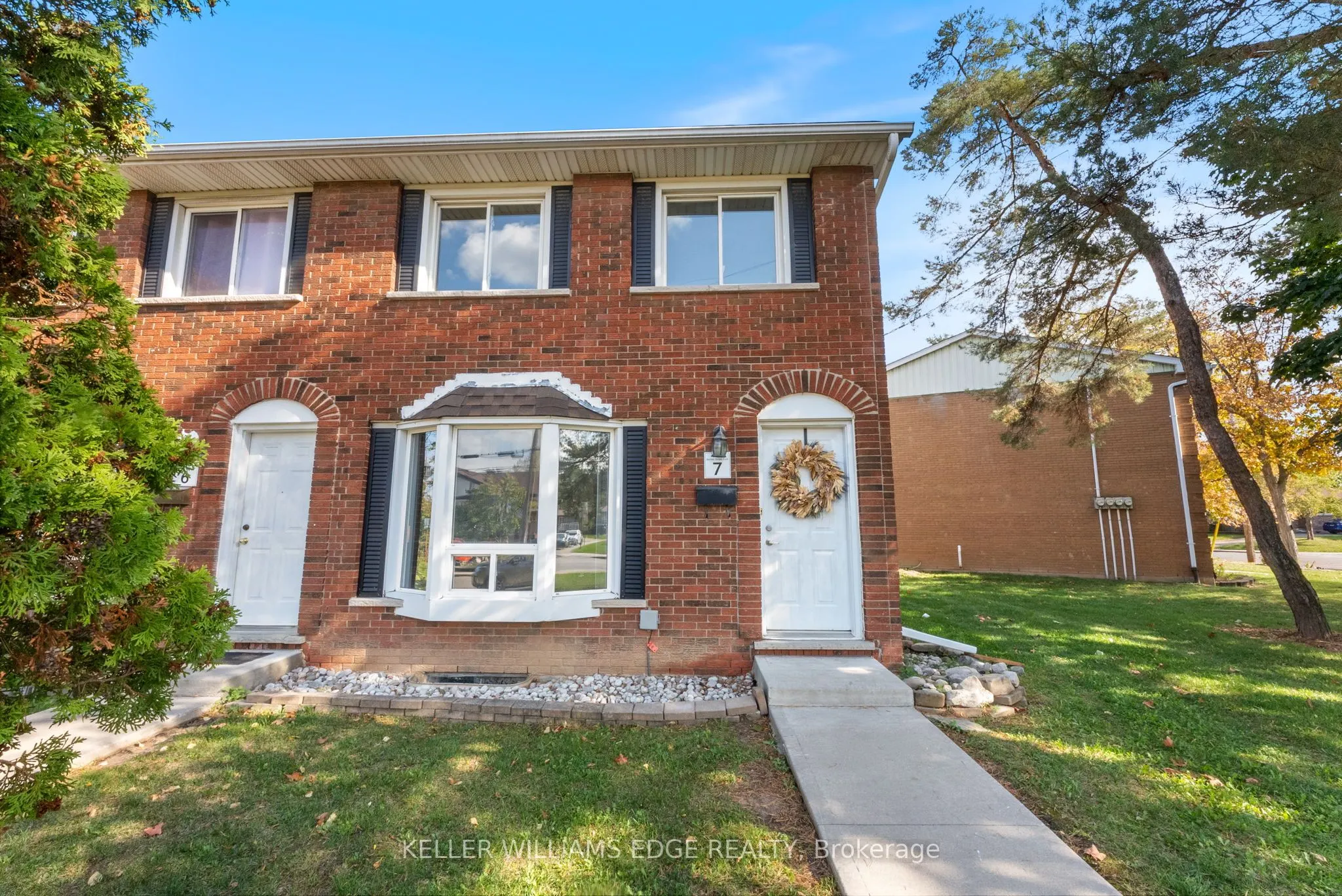 2700 Barton Street E, #7