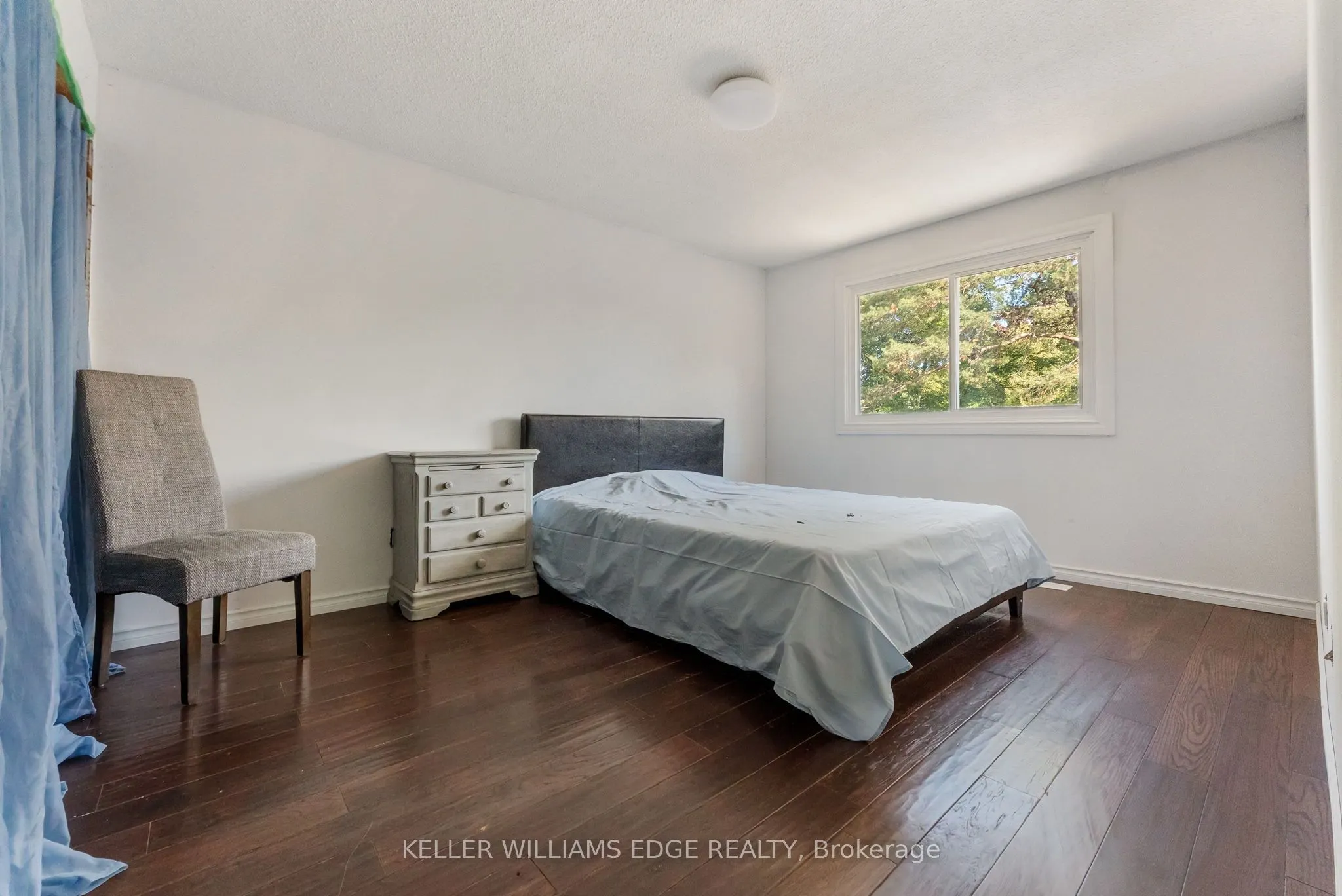 2700 Barton Street E, #7