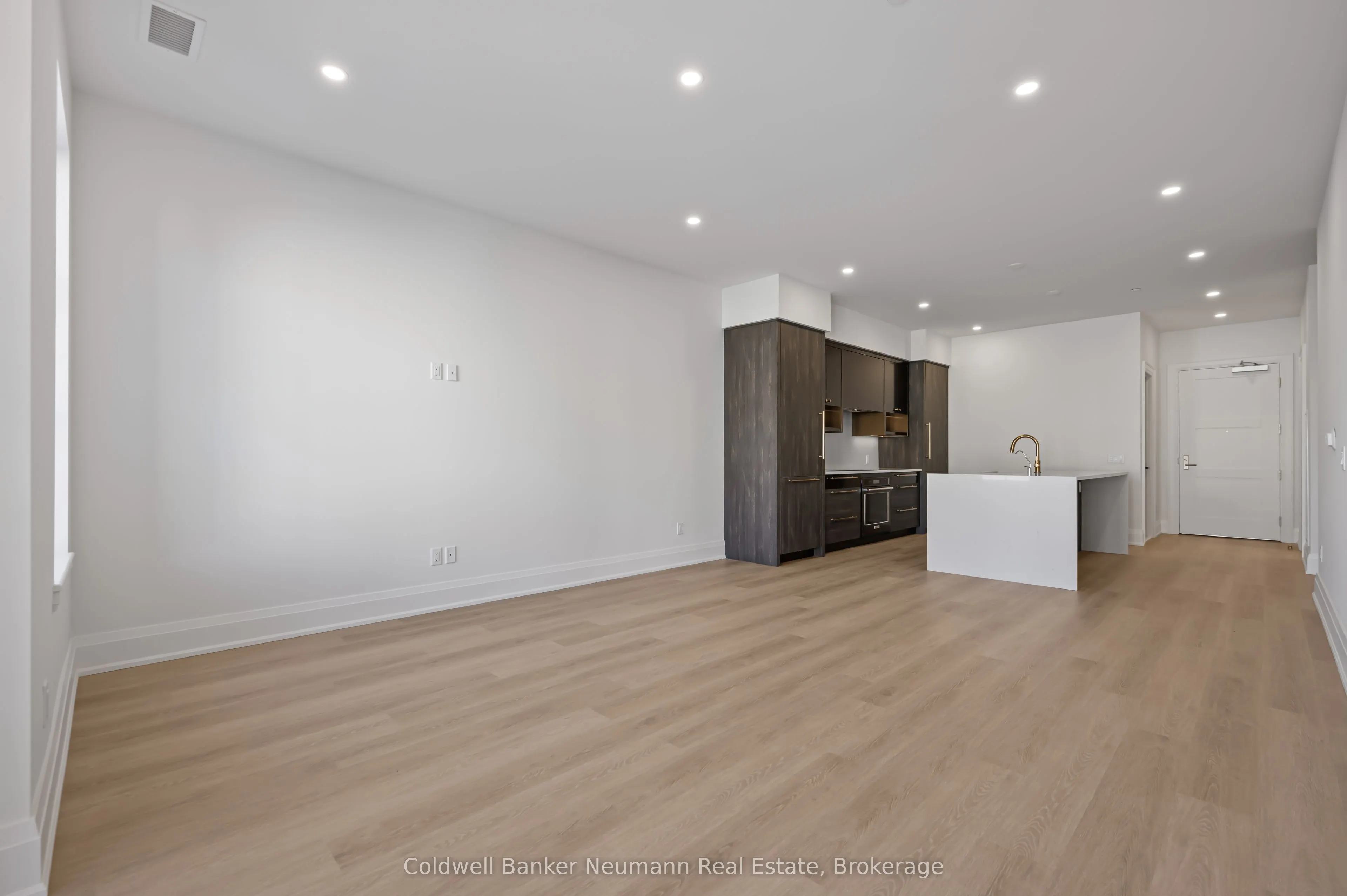 6523 Wellington 7 Road, #21