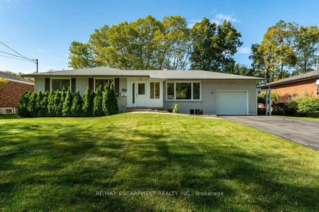 30 Leawood Drive