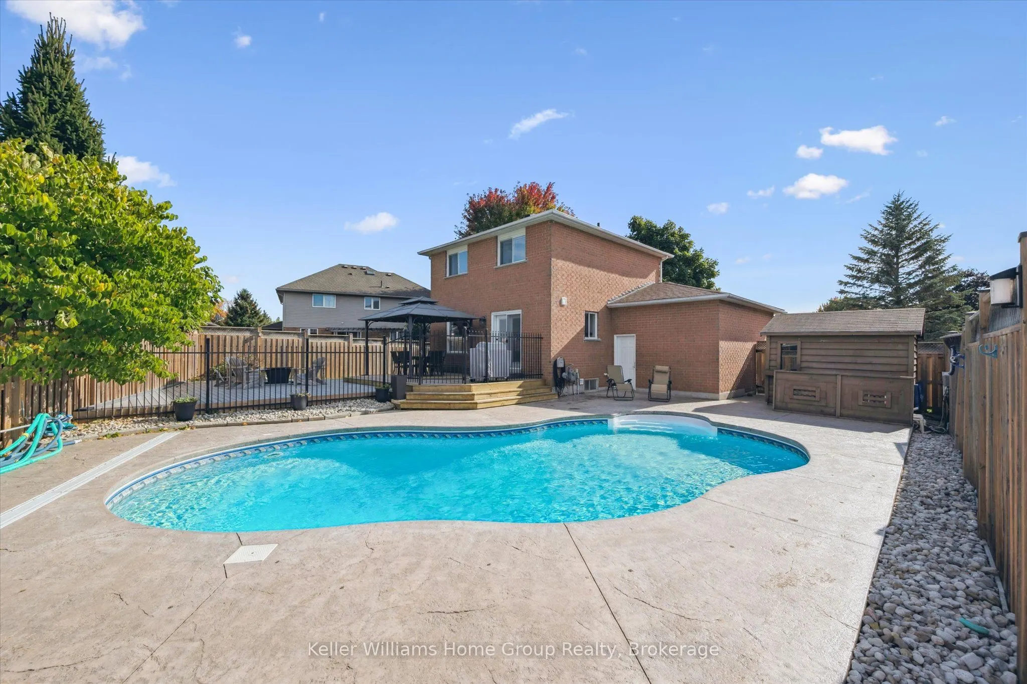 334 Daniel Crescent
