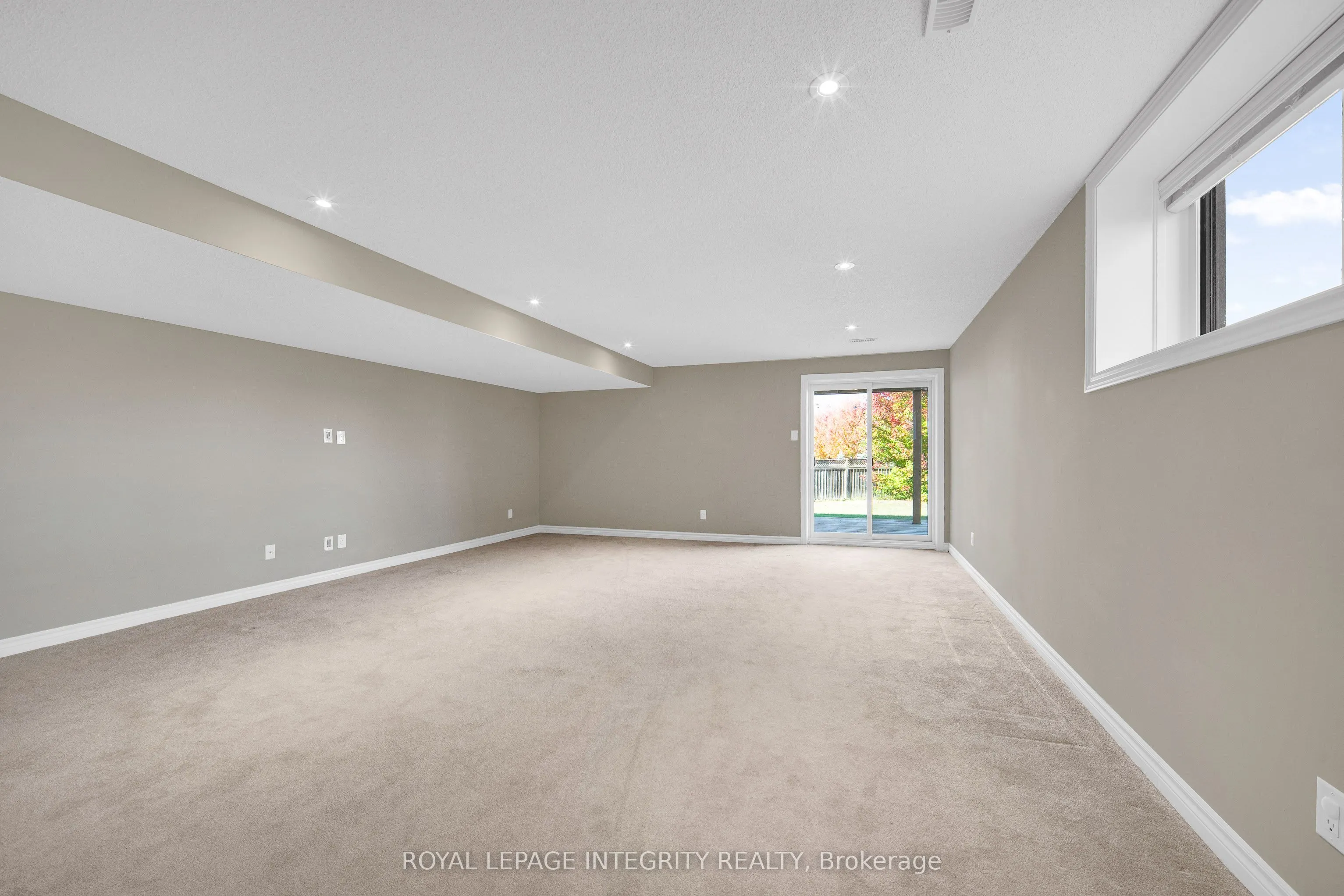 924 Fletcher Circle