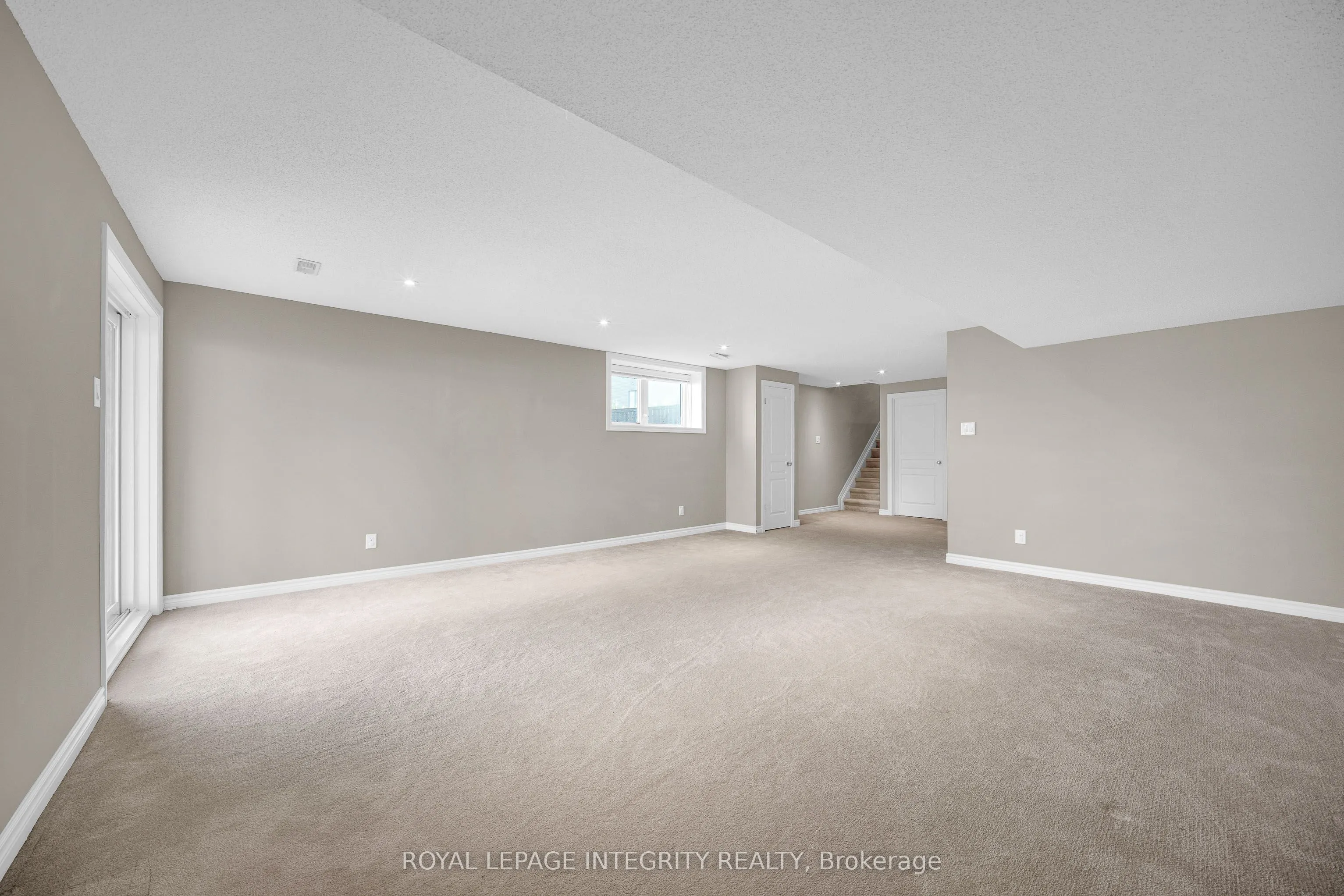 924 Fletcher Circle