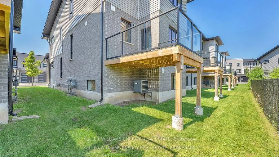3380 Singleton Avenue, #91