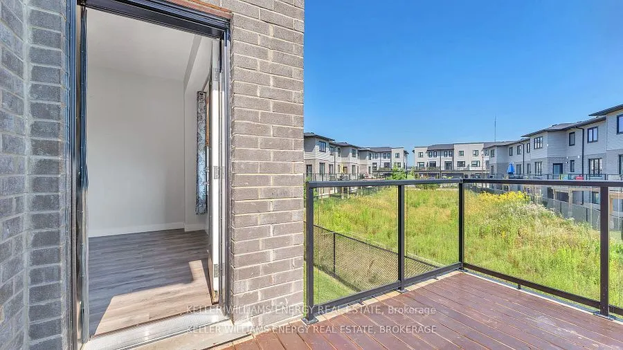 3380 Singleton Avenue, #91
