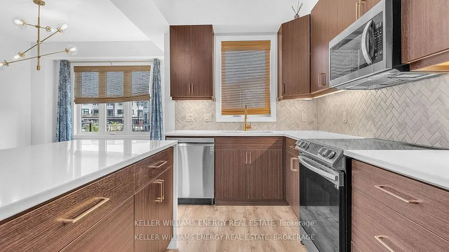 3380 Singleton Avenue, #91