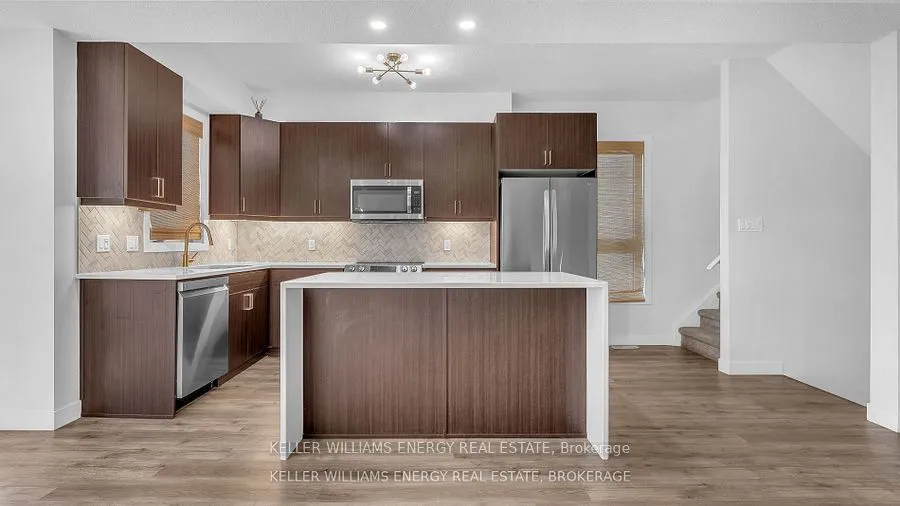 3380 Singleton Avenue, #91