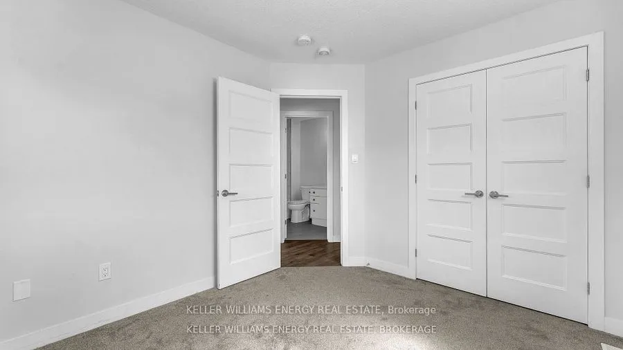 3380 Singleton Avenue, #91