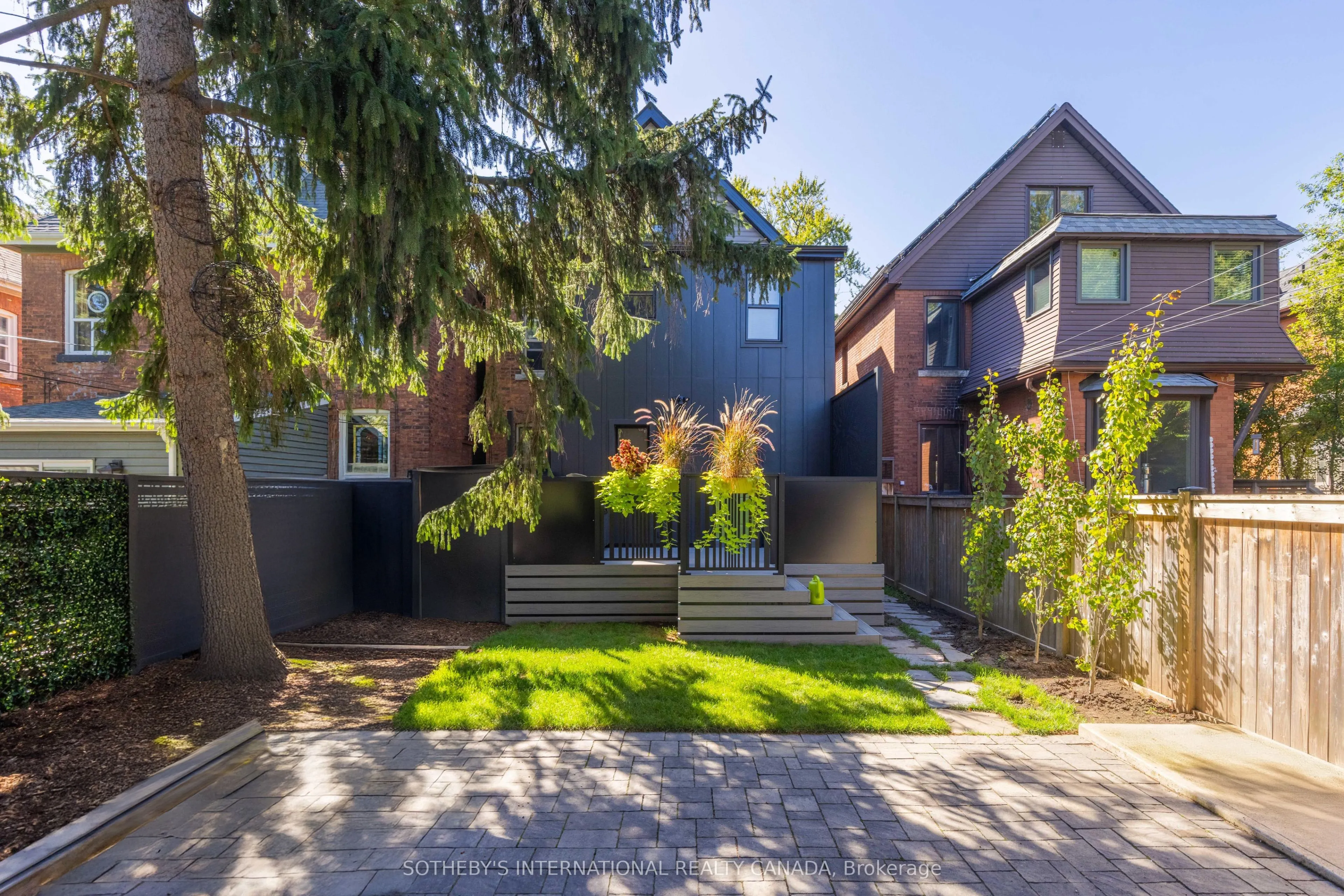 40 Stanley Avenue
