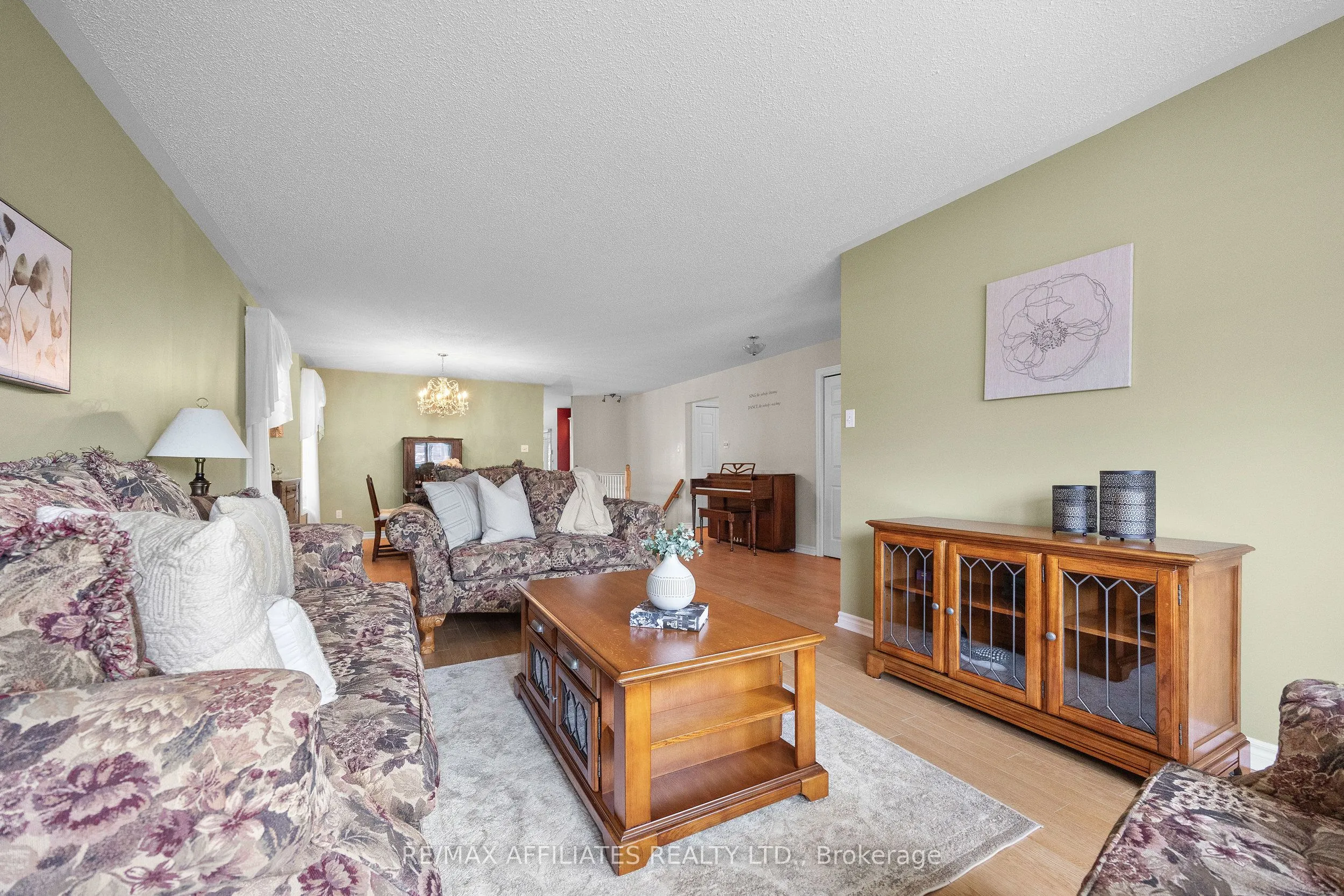 74 Decaria Boulevard