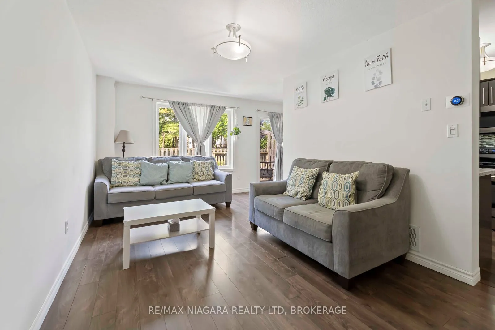 9 Lakeshore Road, #2