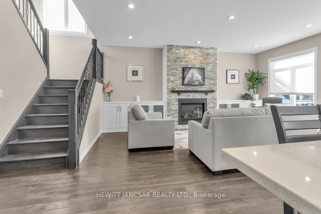 424 Alan Crescent