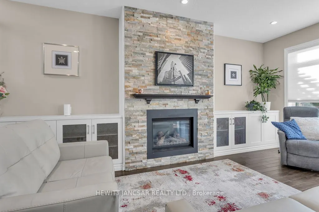 424 Alan Crescent