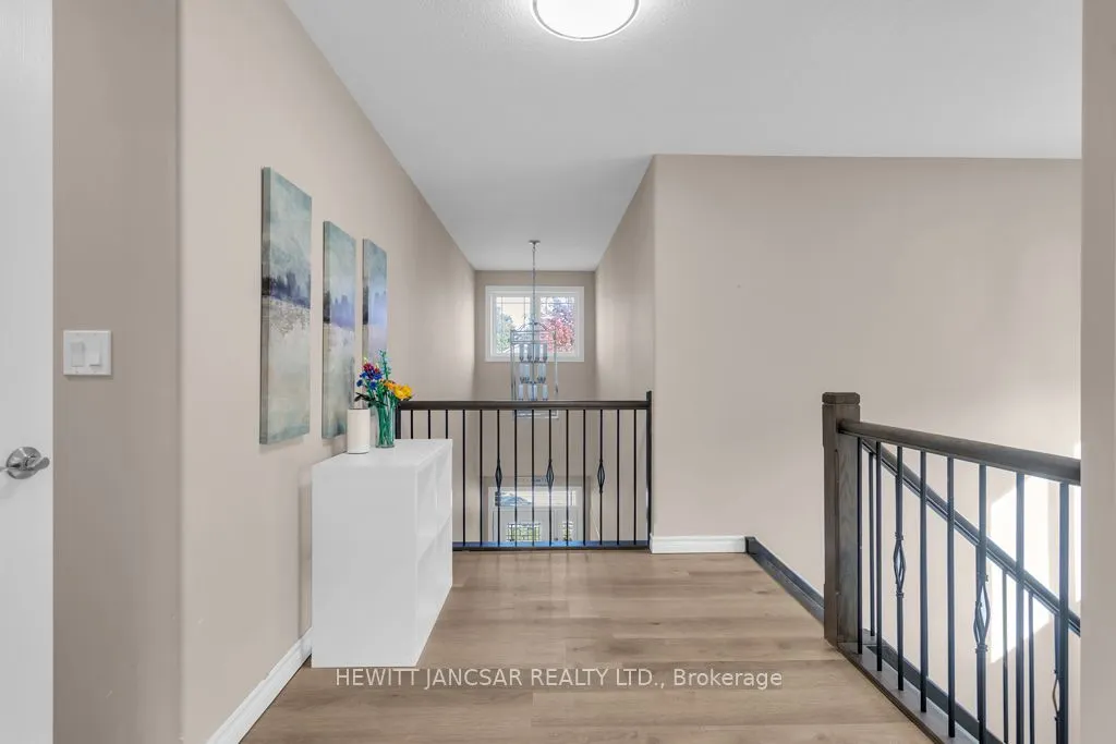 424 Alan Crescent