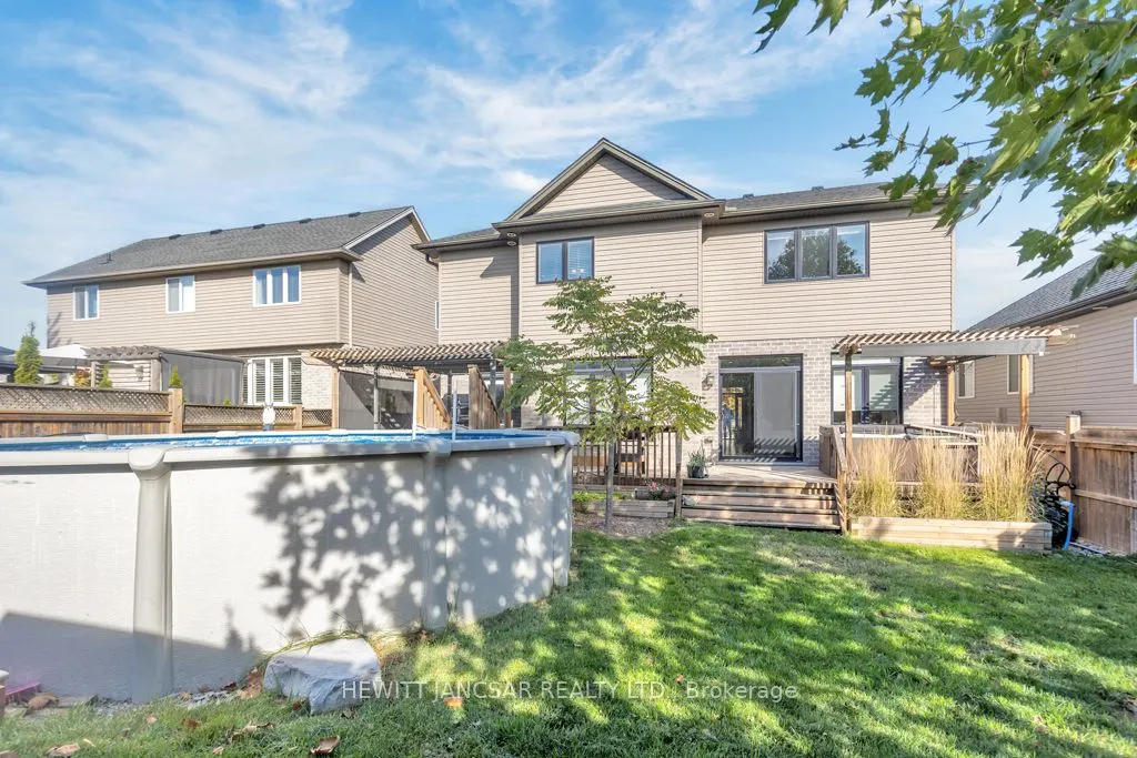 424 Alan Crescent