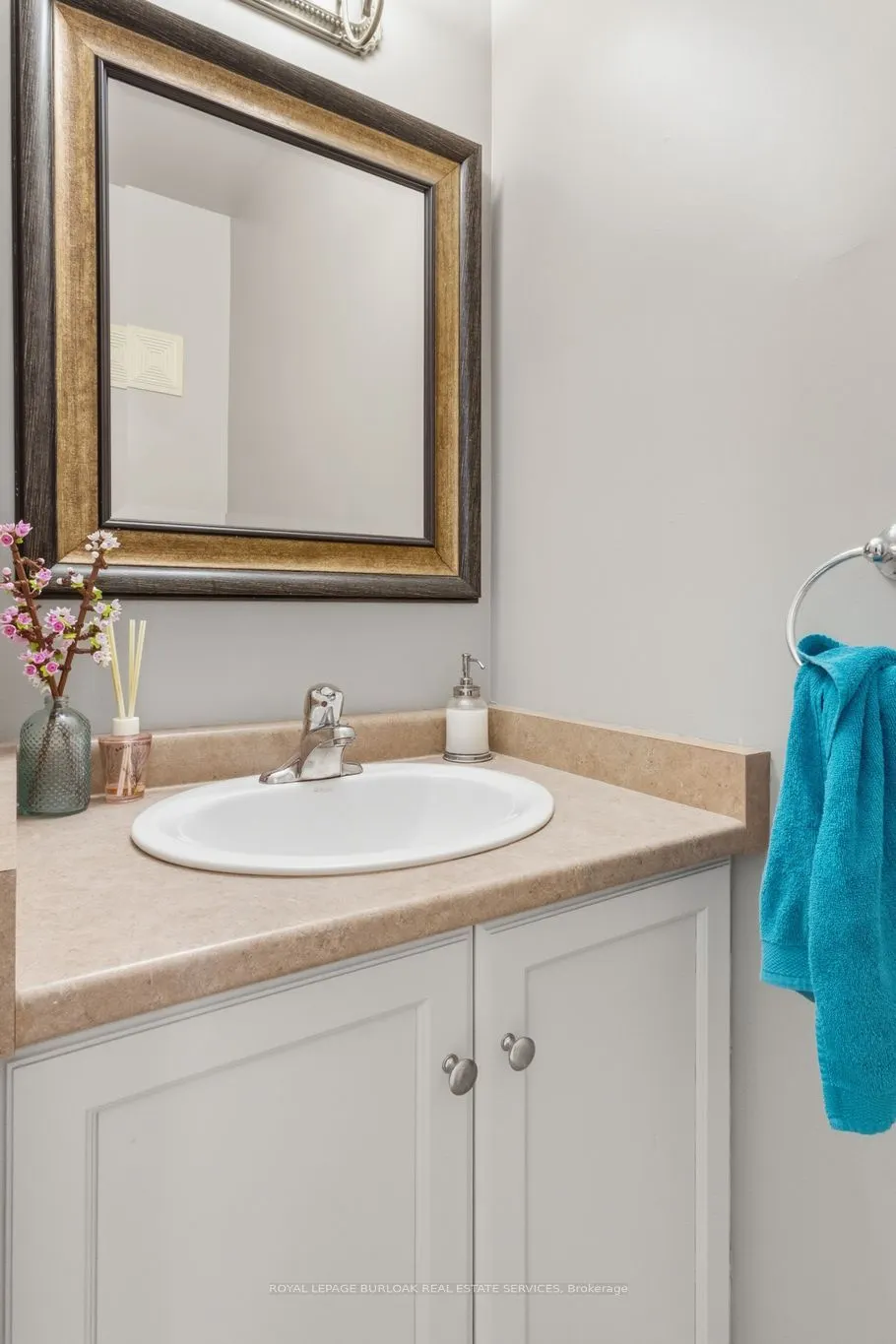 232 Stonehenge Drive, #37